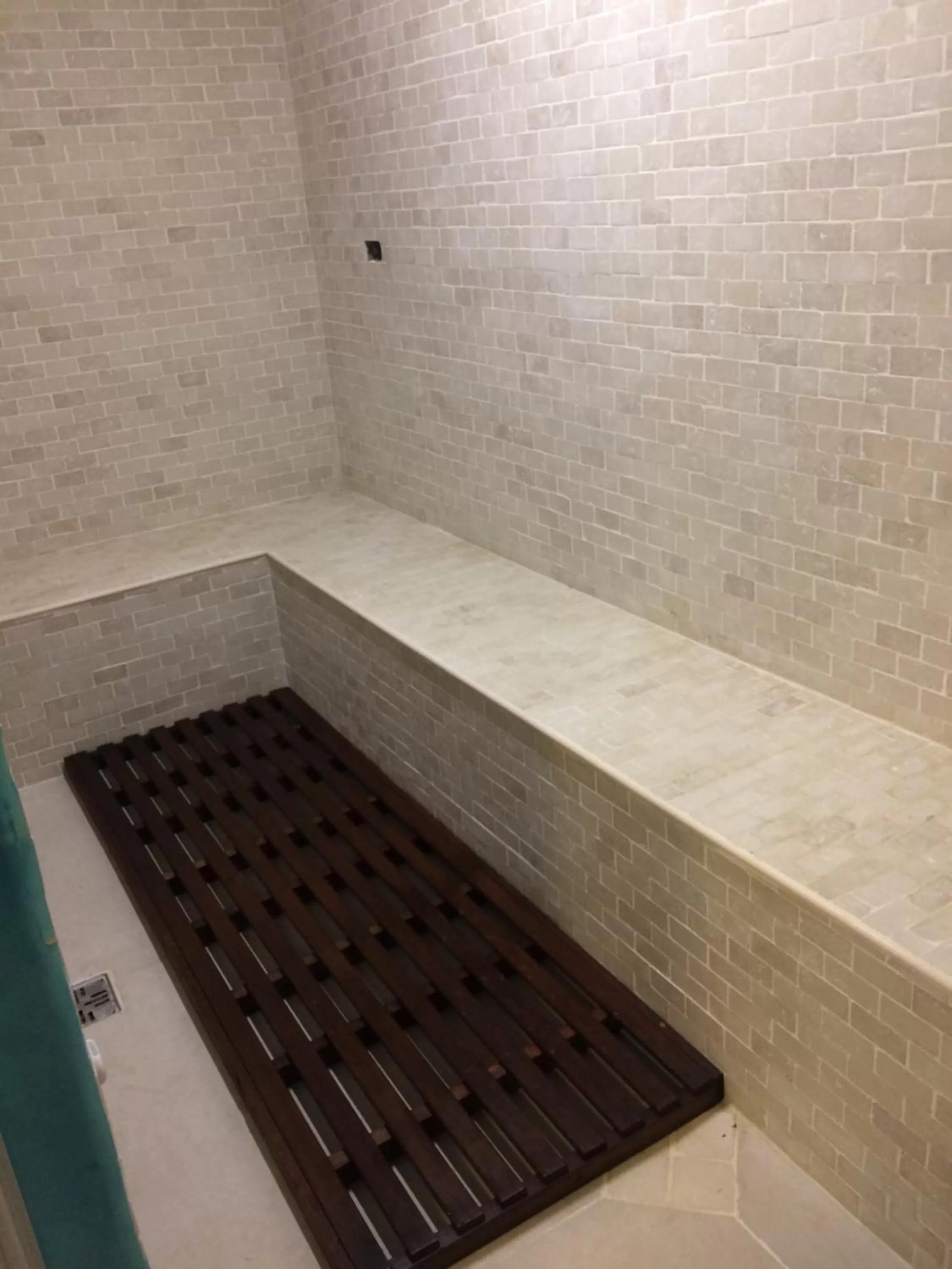 Steam room in La Ysidora Hotel & Spa