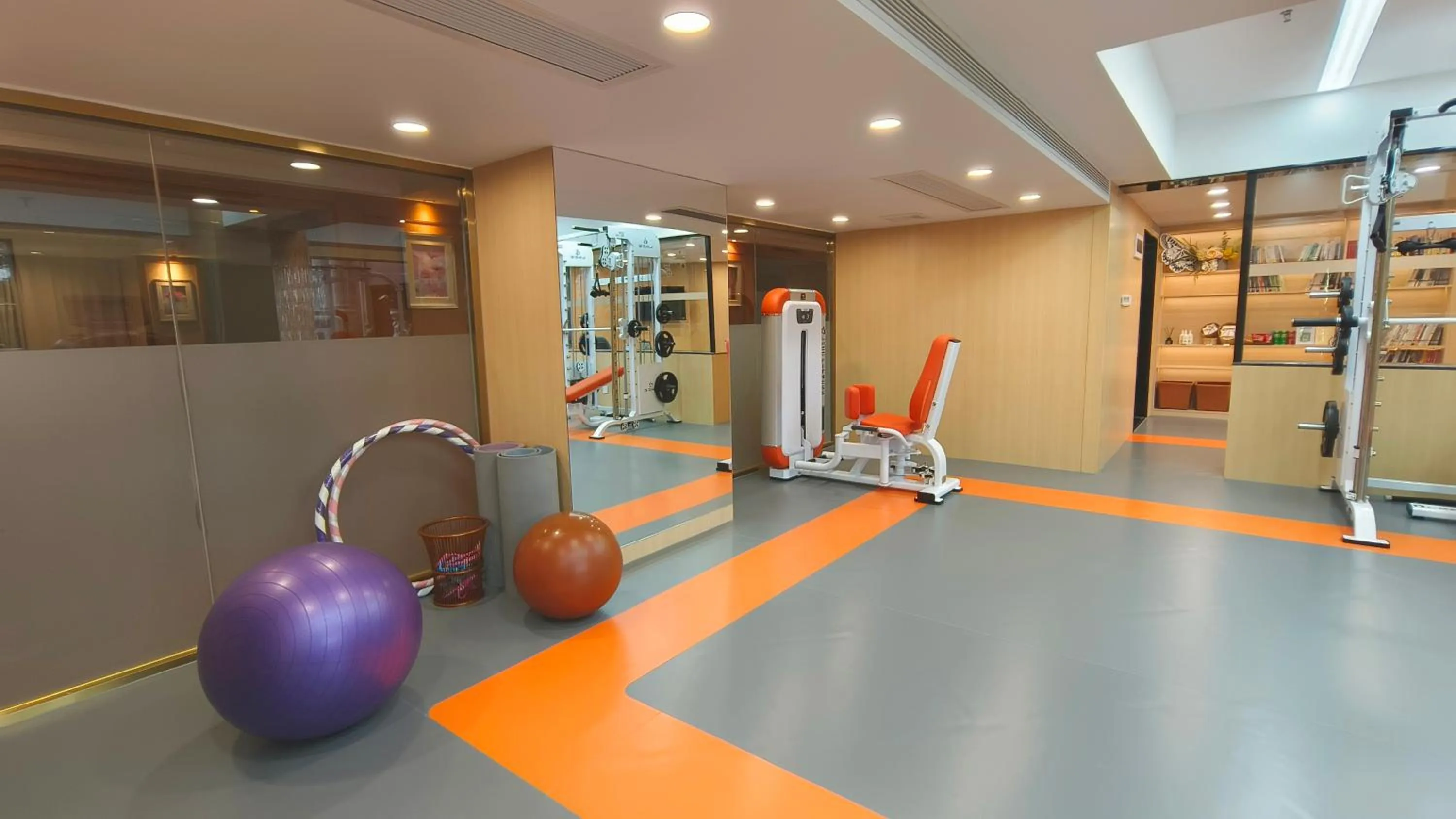 Fitness centre/facilities in Guangdong Victory Hotel
