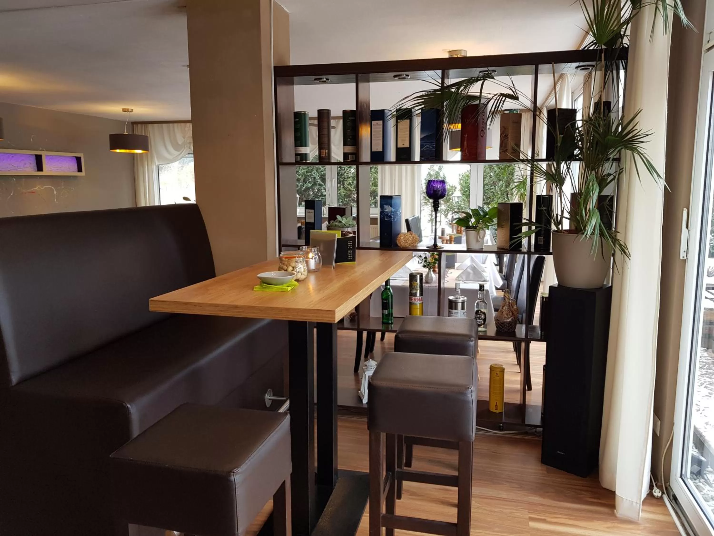 Restaurant/places to eat in Hotel Zur Fichtenbreite -Garni-