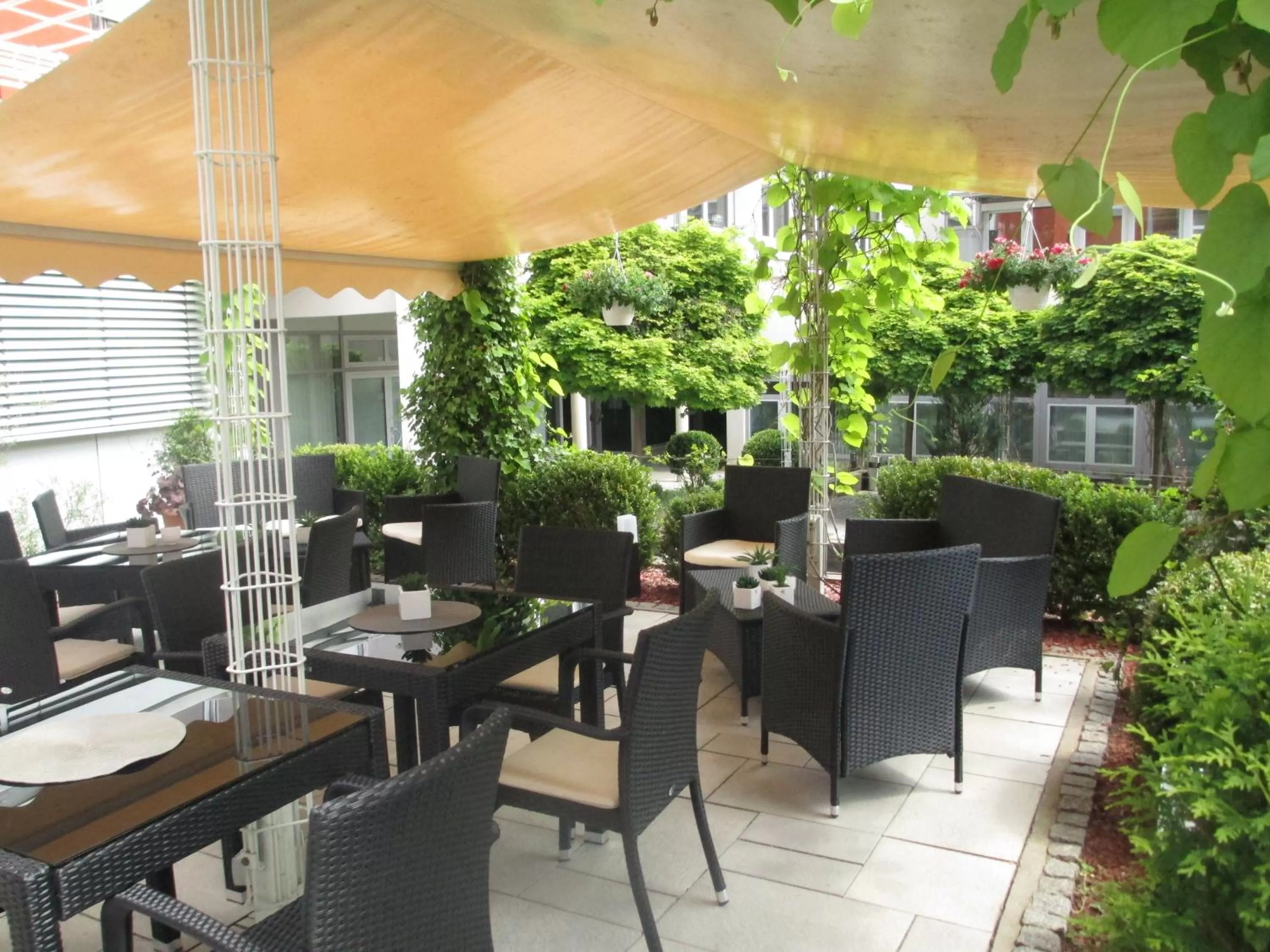 Patio in Best Western Hotel Am Straßberger Tor