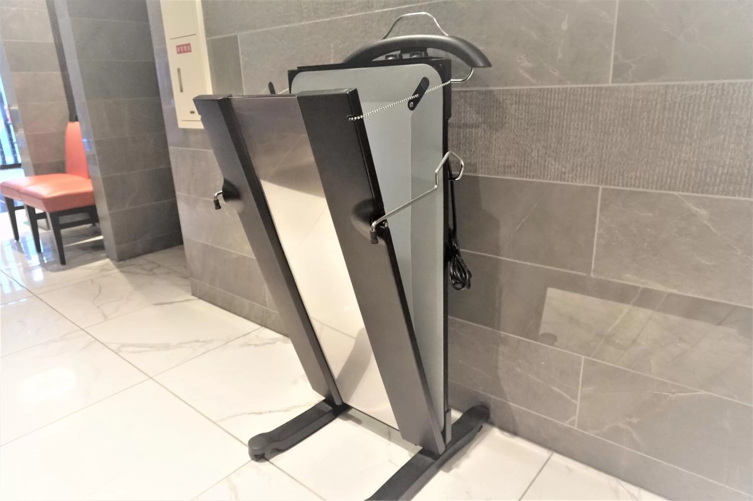 Area and facilities in Hotel. Links Namba