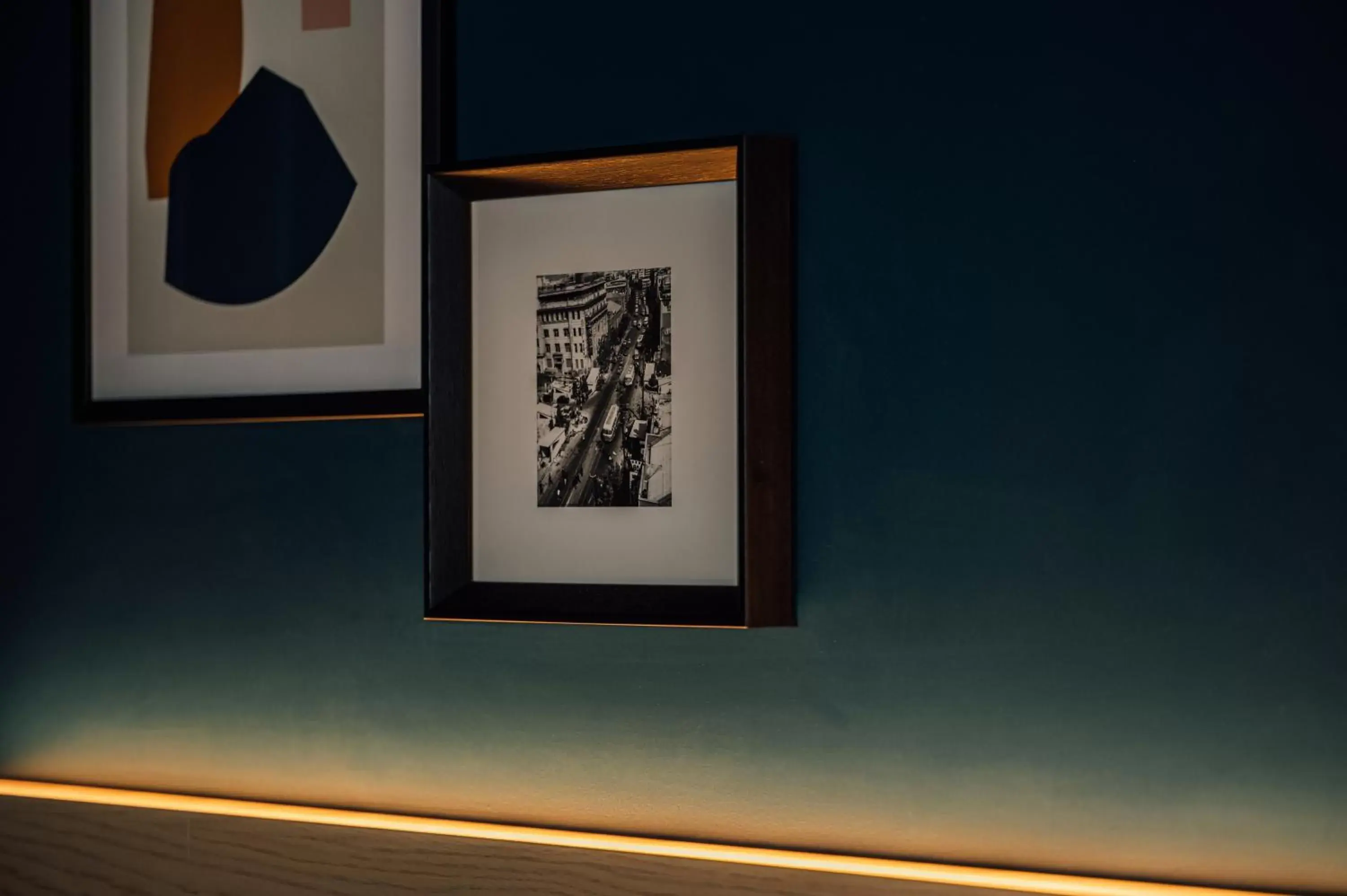 Deluxe King Room with City View in Four Points by Sheraton Josun, Seoul Myeongdong Deluxe King Room with City View in Four Points by Sheraton Josun, Seoul Myeongdong