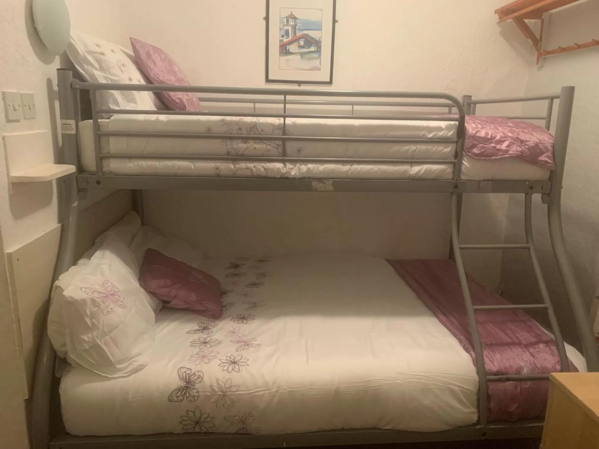 Bunk Bed in Lucena Hotel