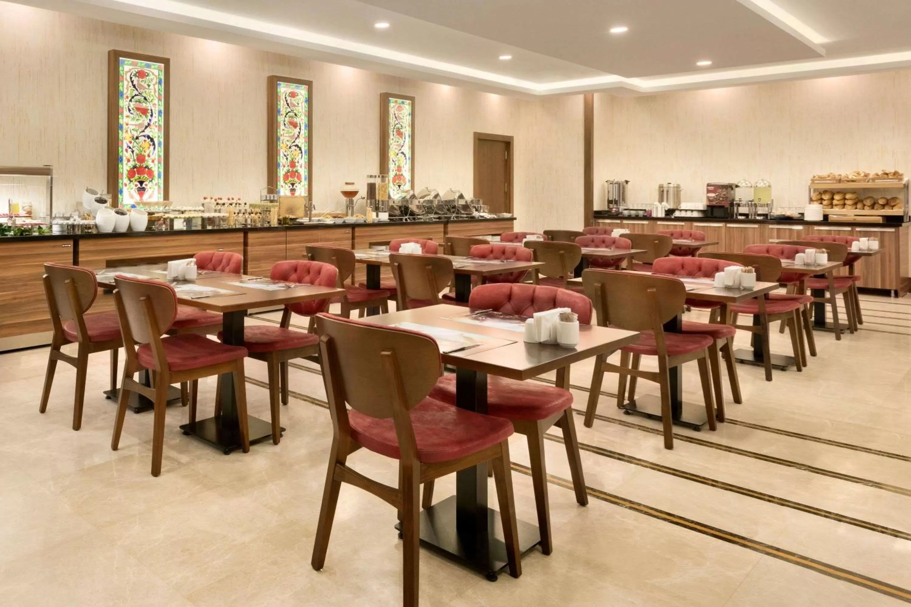 Restaurant/places to eat in Ramada by Wyndham Yalova