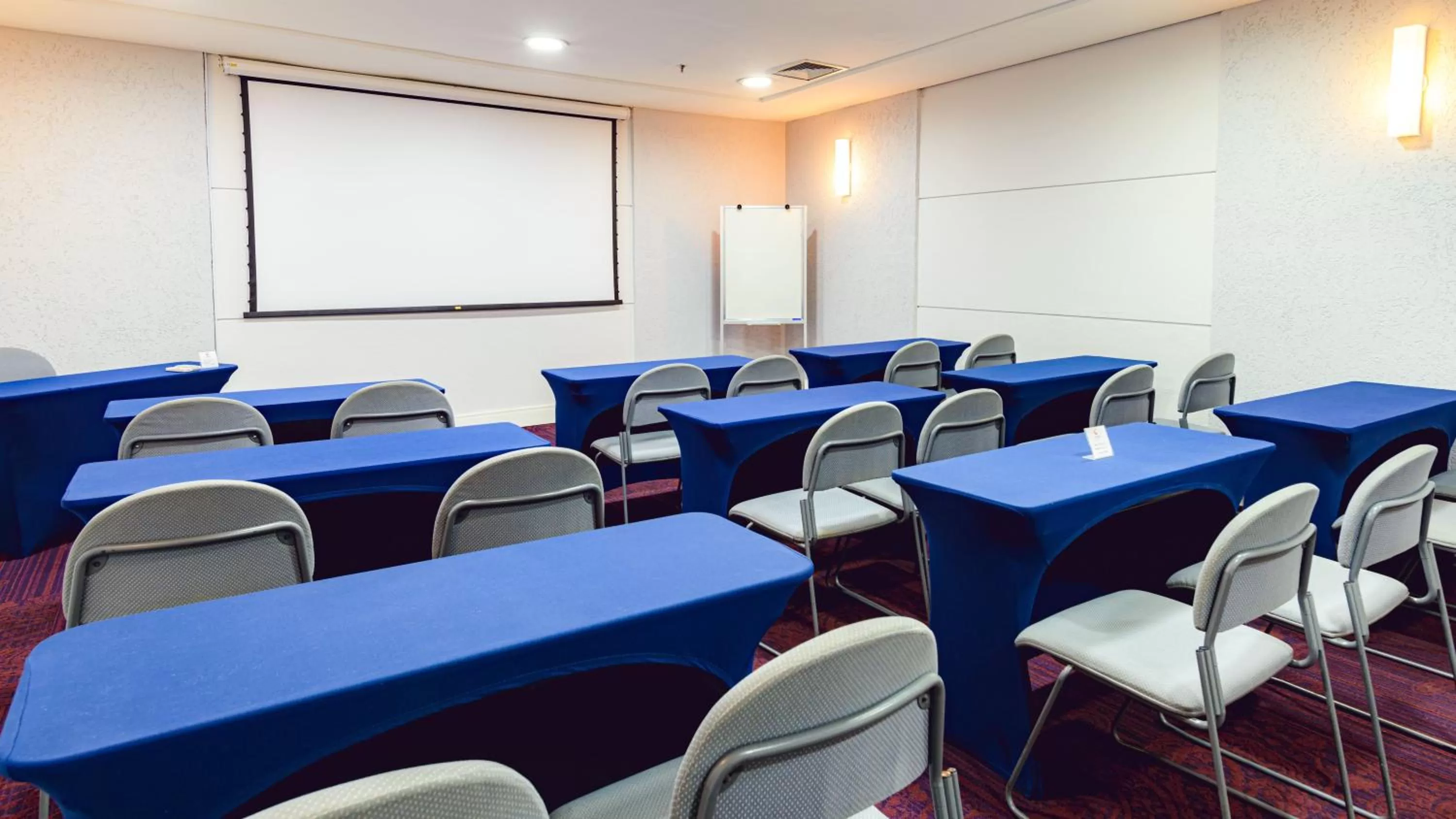 Meeting/conference room in Radisson Alphaville