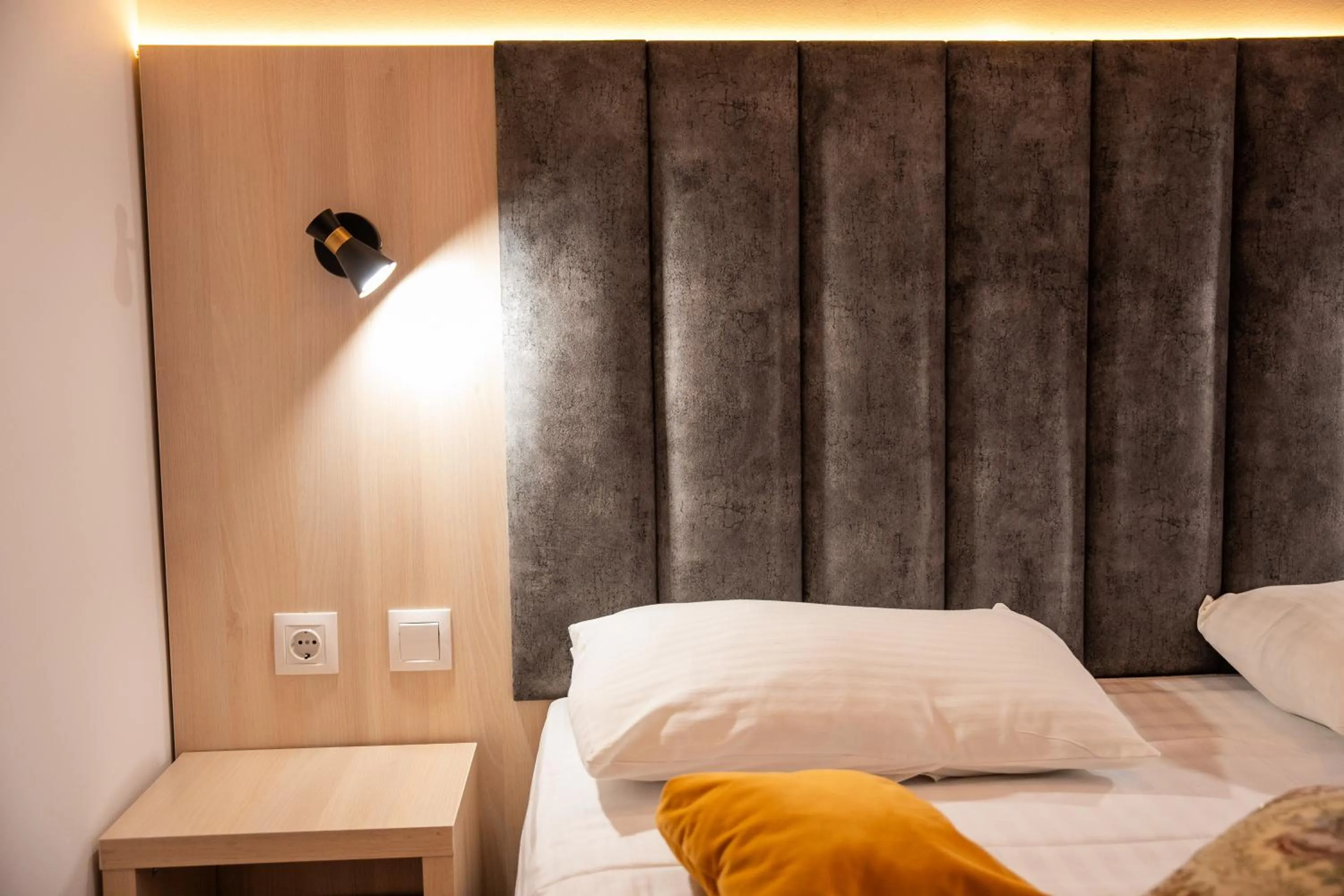 Bed in Hotel Cantemir