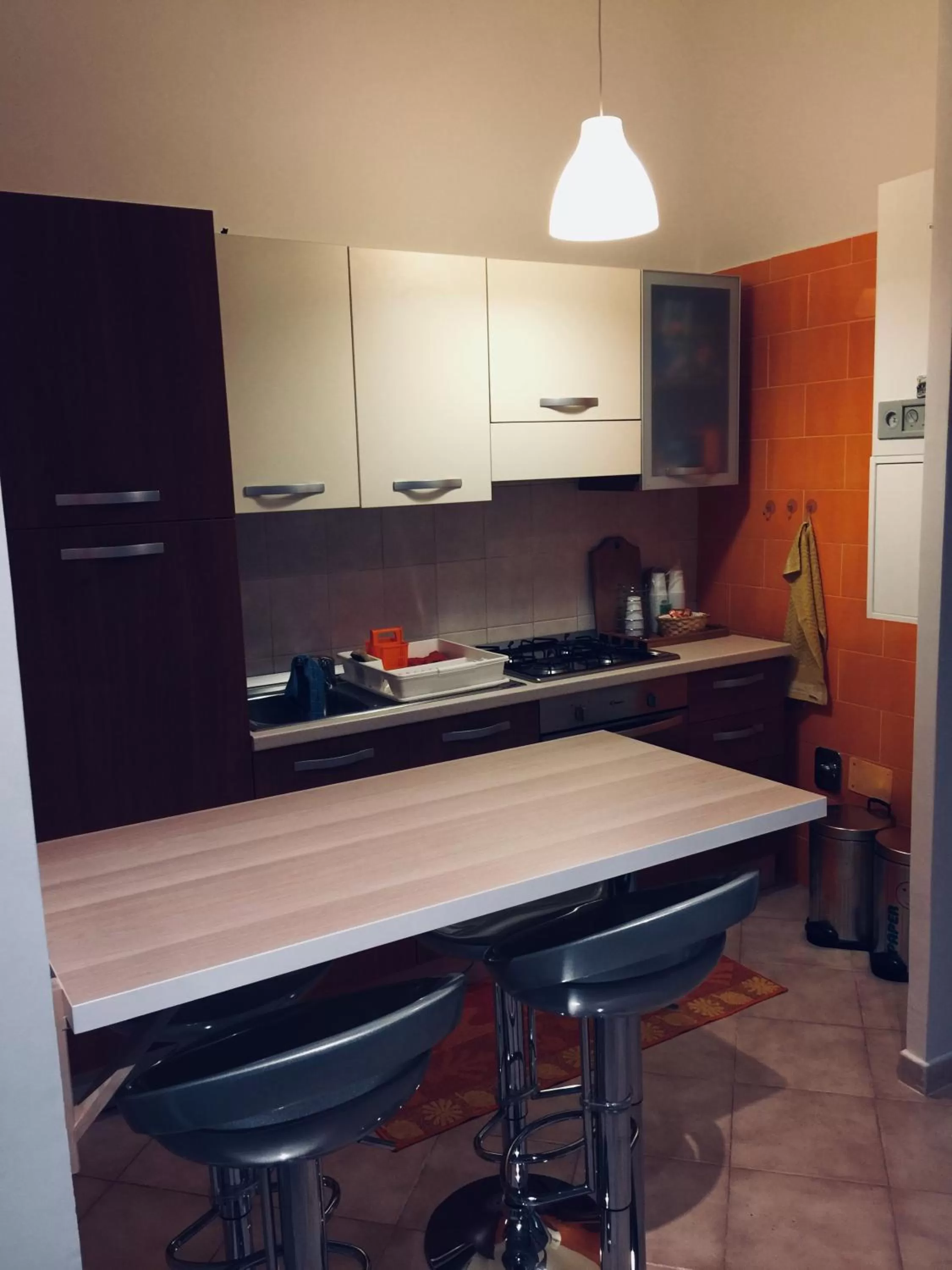 Dining area in Monreal Rooms Salerno