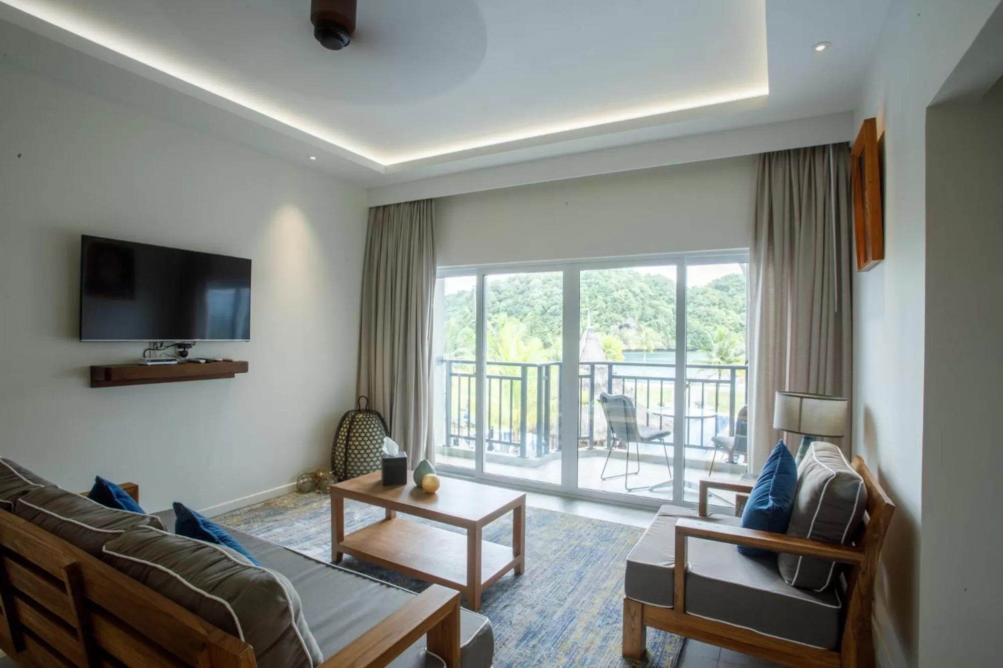 TV and multimedia in Cove Resort Palau