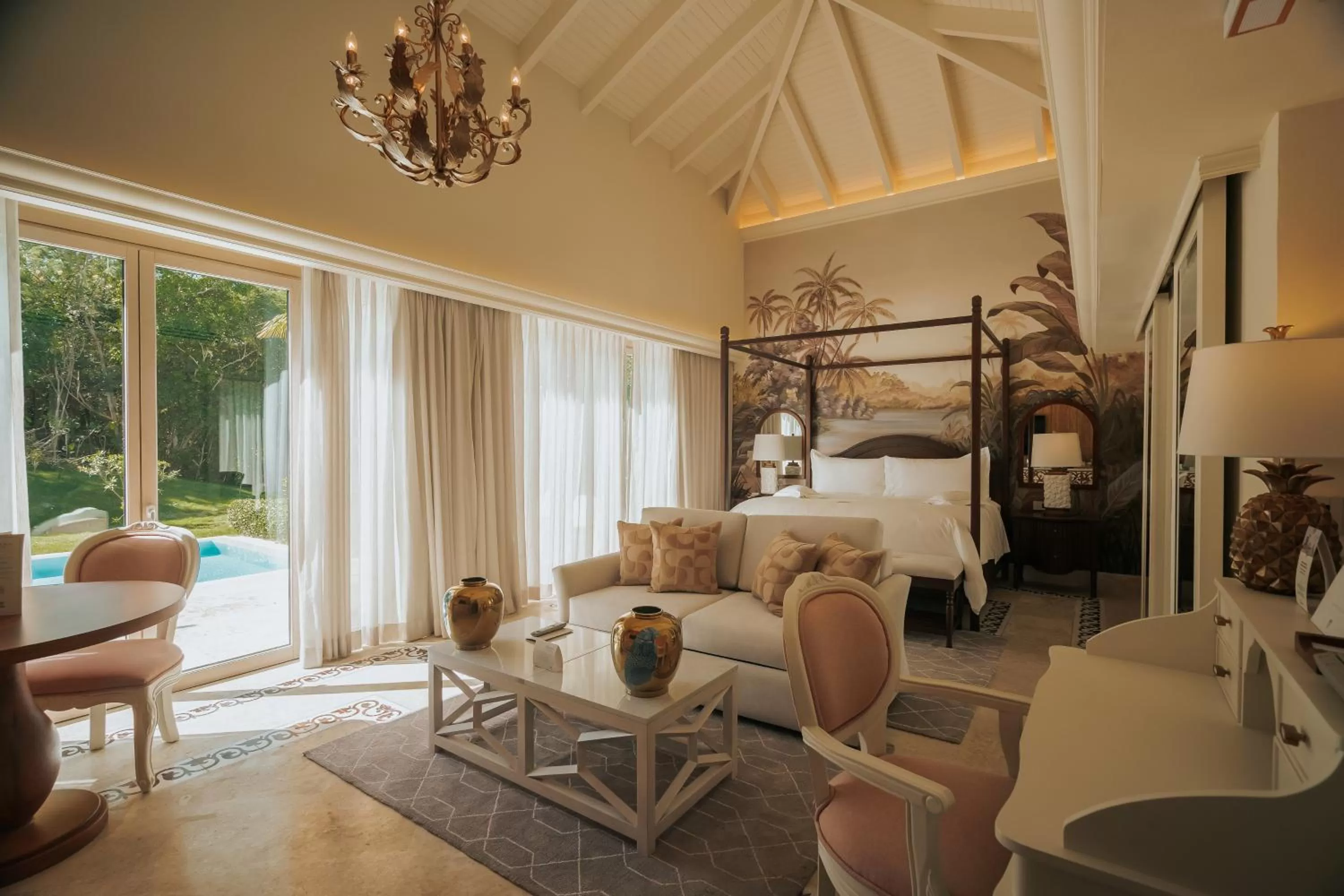 Bed in Eden Roc Cap Cana