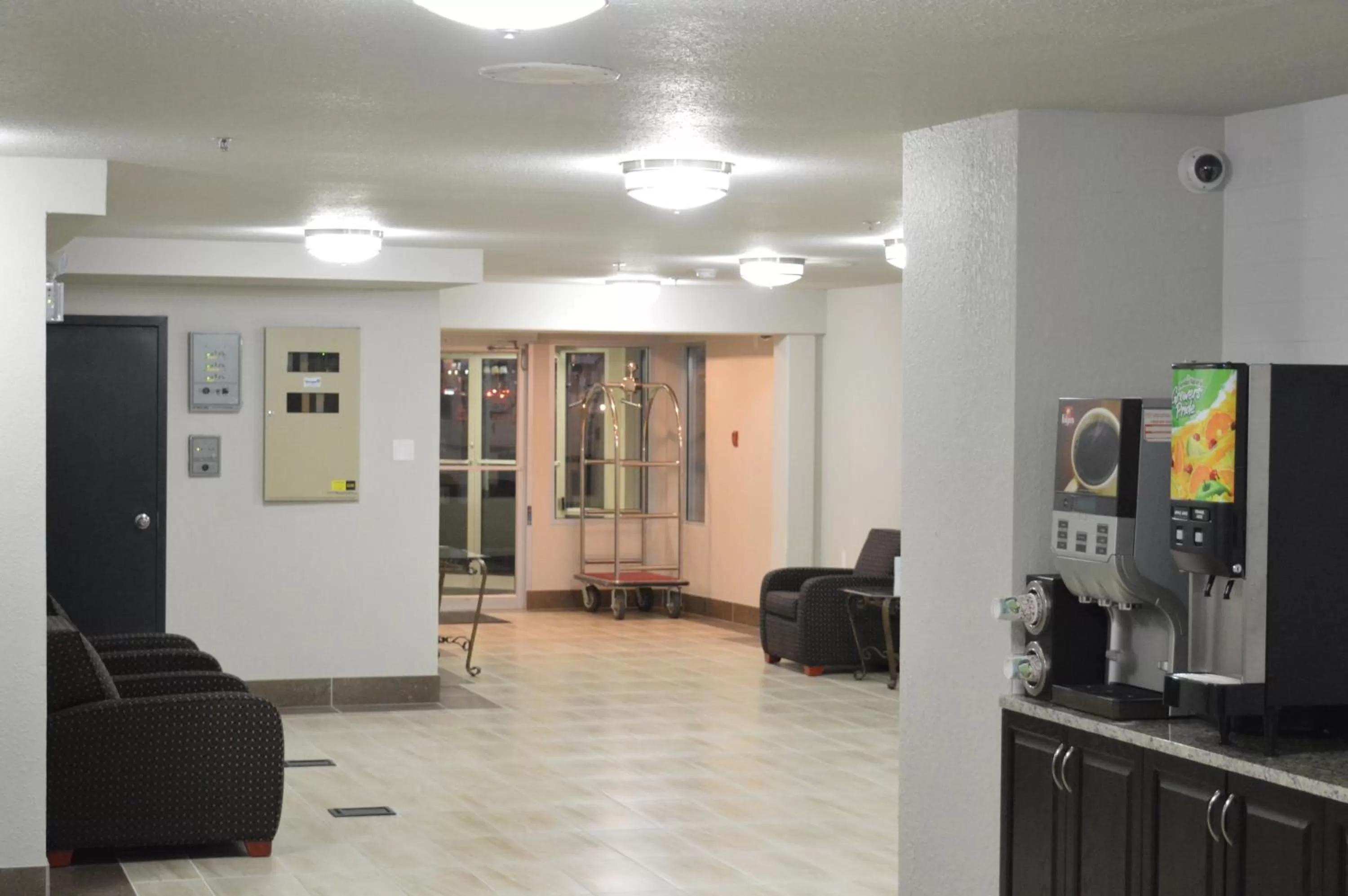 Breakfast in Super 8 by Wyndham Grande Prairie