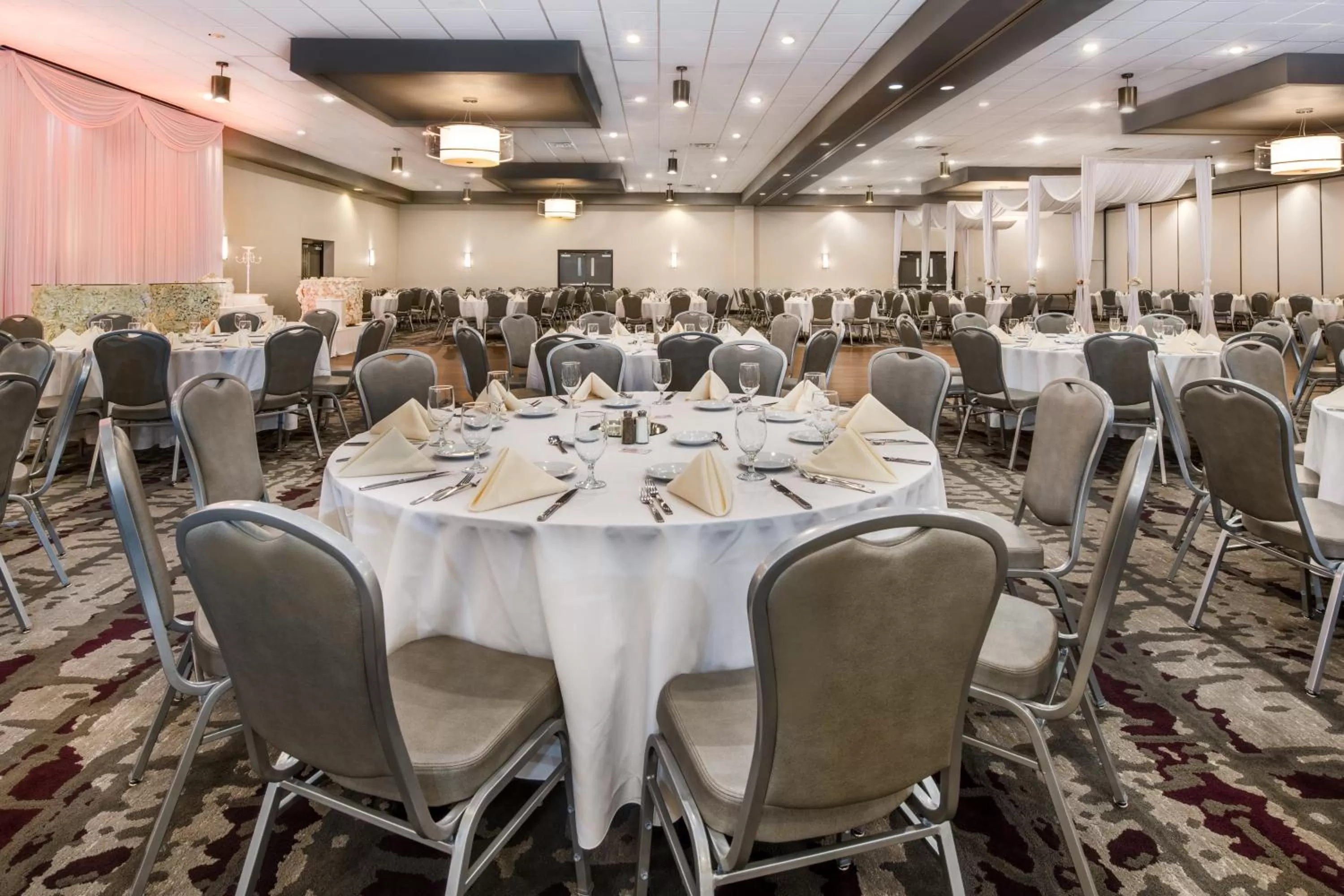 Banquet/Function facilities in Crowne Plaza Milwaukee South by IHG