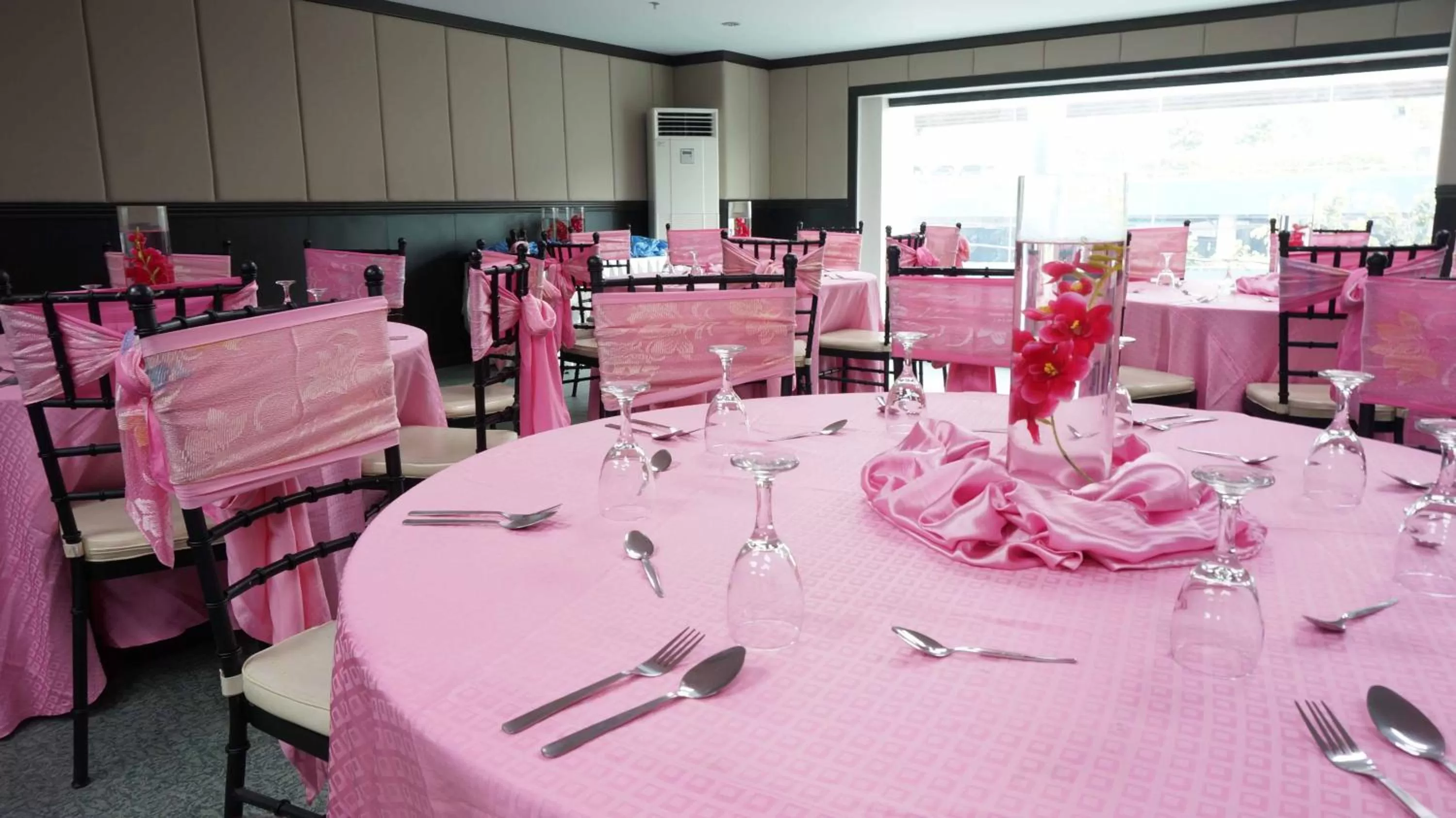 Banquet/Function facilities in Eurotel North EDSA