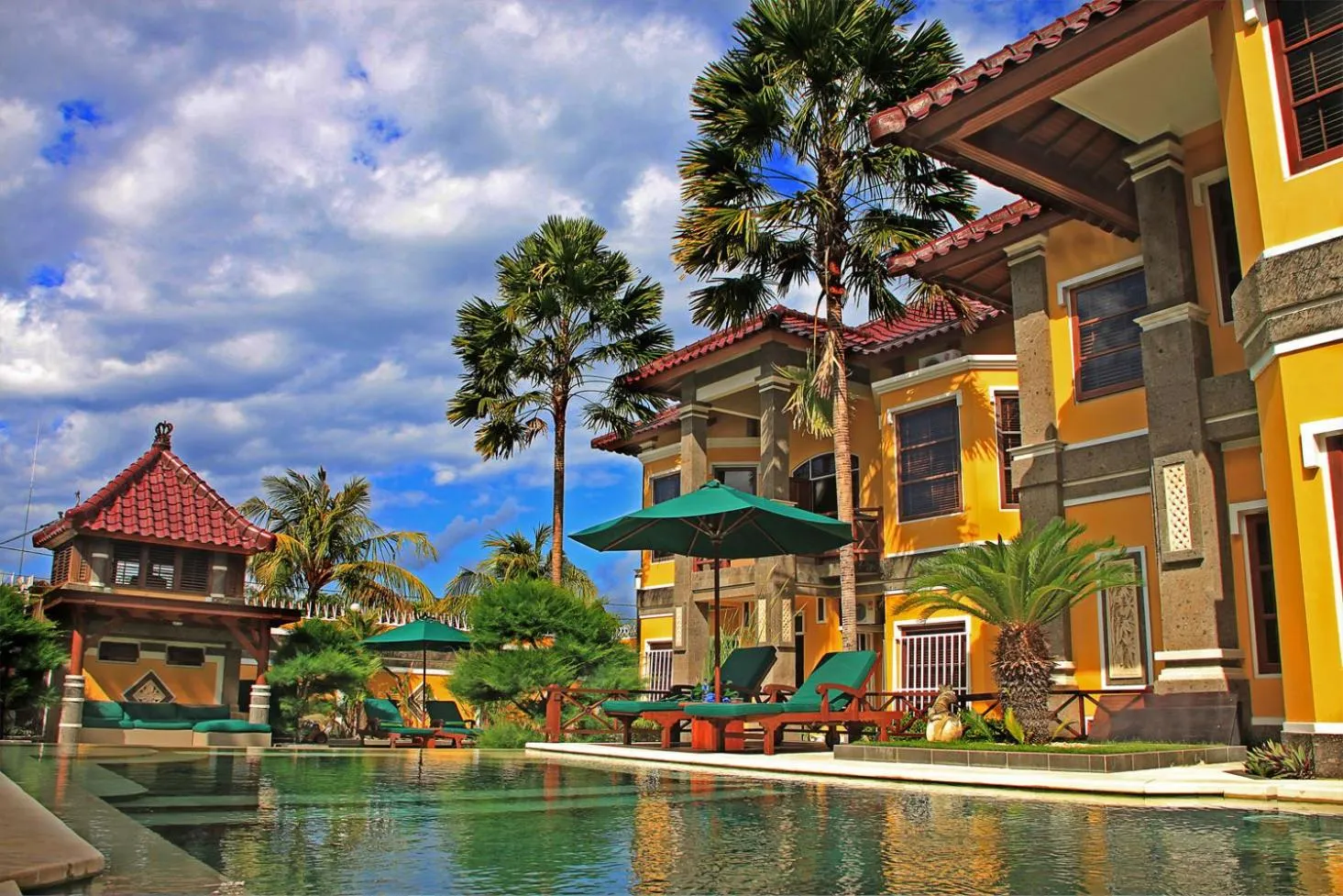 Pool view in Apel Villa Sanur