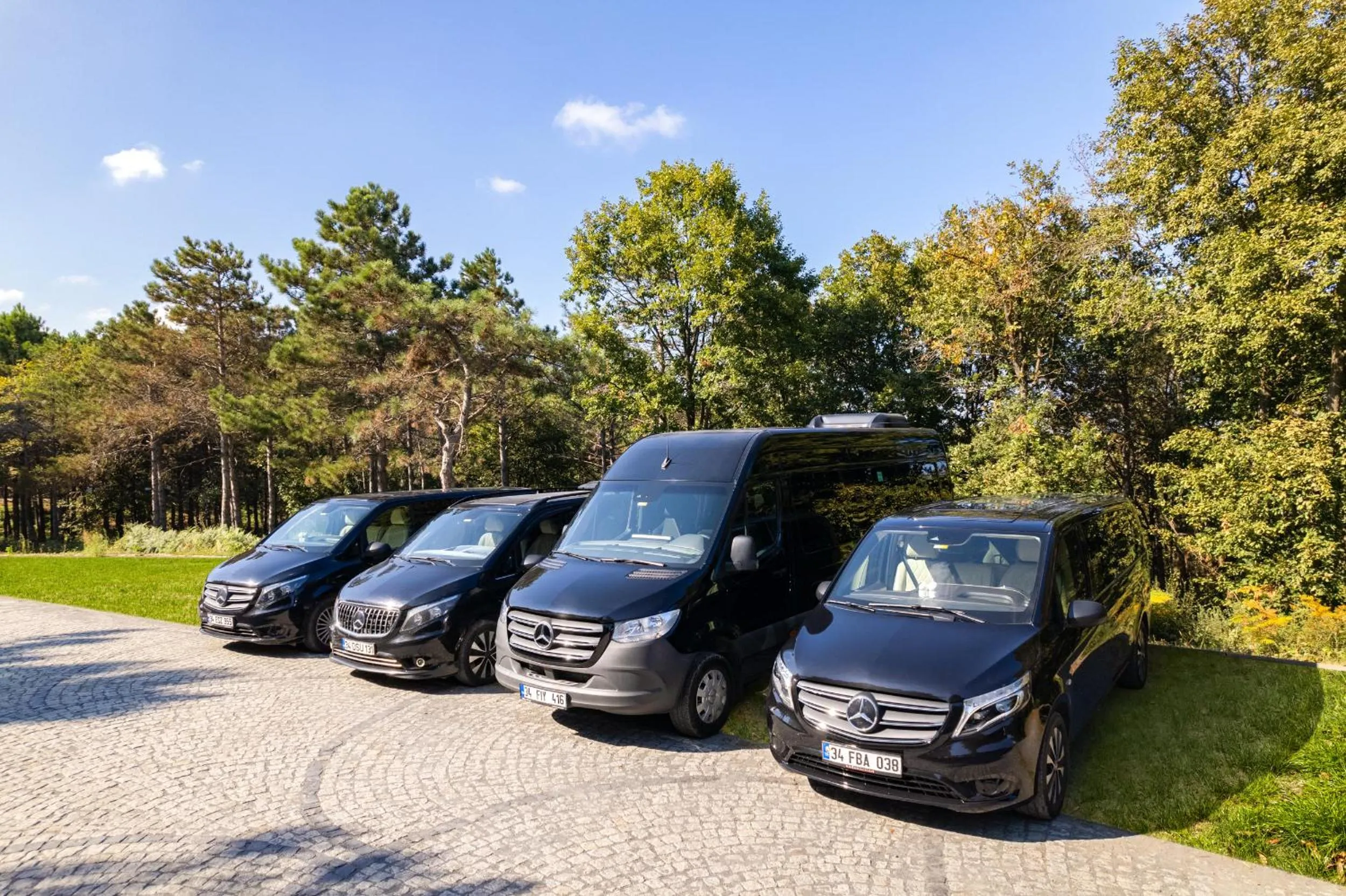 Day in Best Western Premier Hidden Hills Hotel