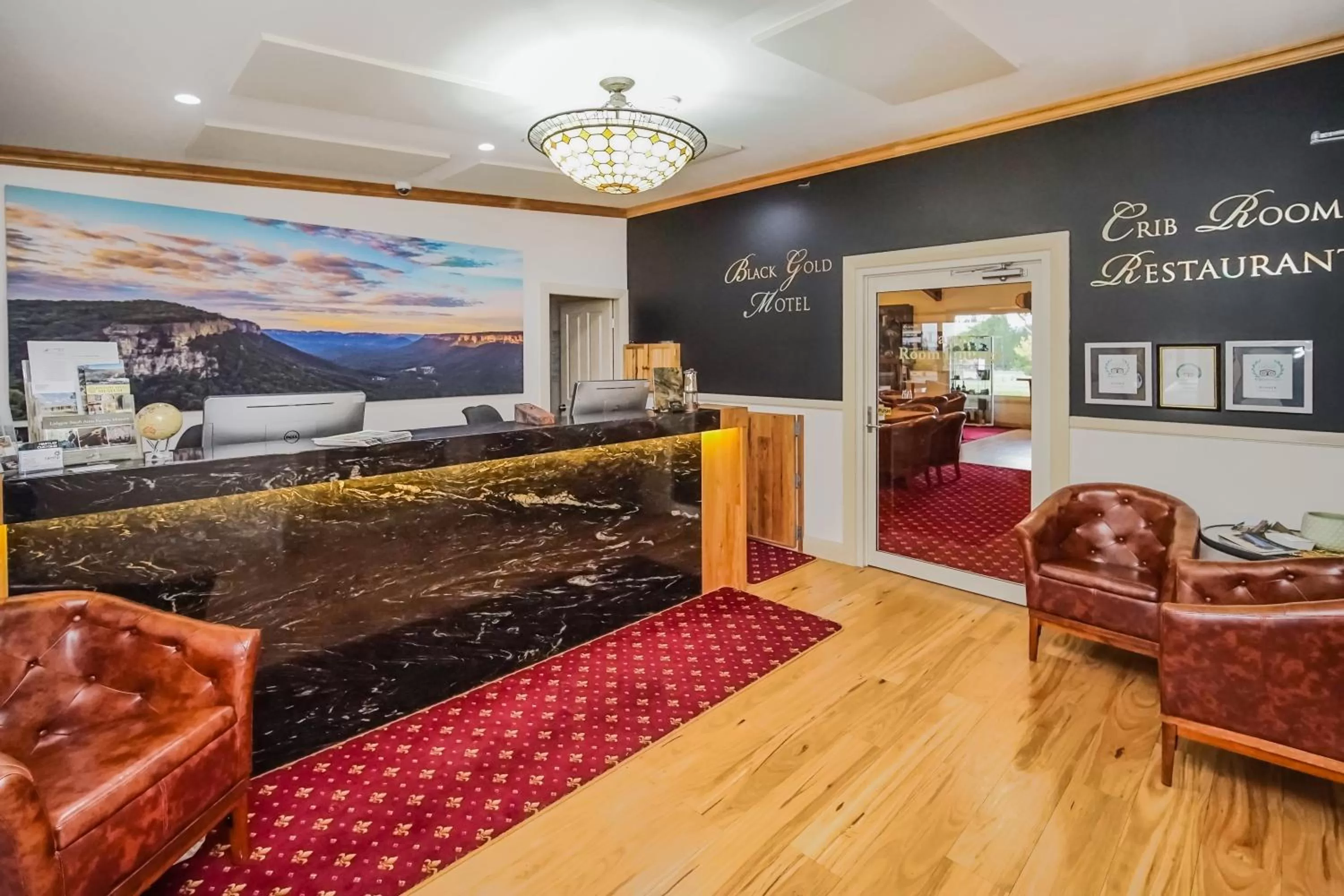 Lobby or reception in Black Gold Motel