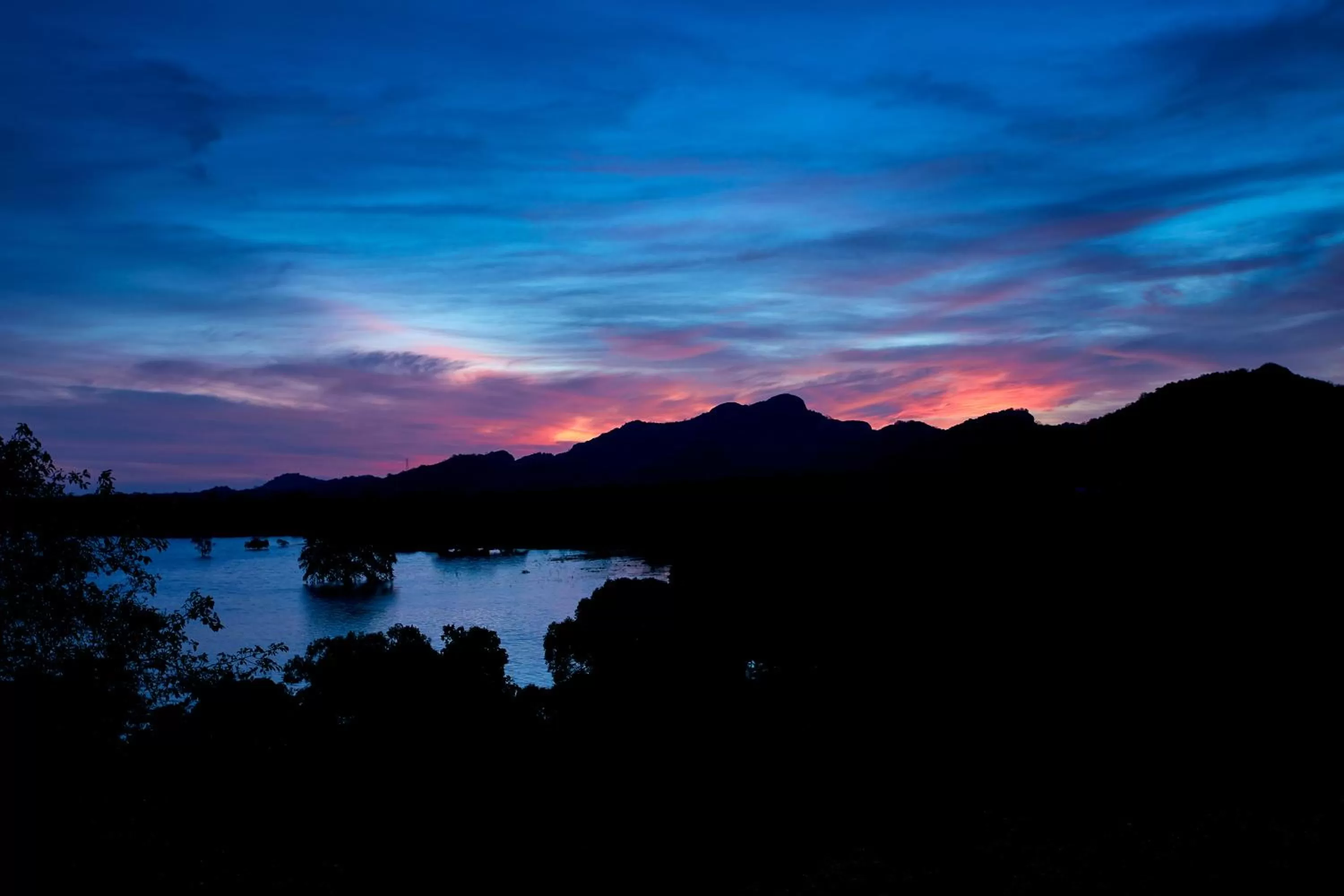 Lake view in Heritance Kandalama