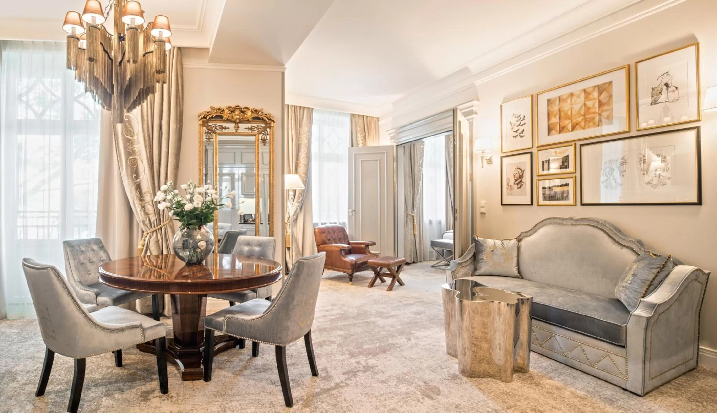 Living room in Bachleda Luxury Hotel Kraków - MGallery Collection