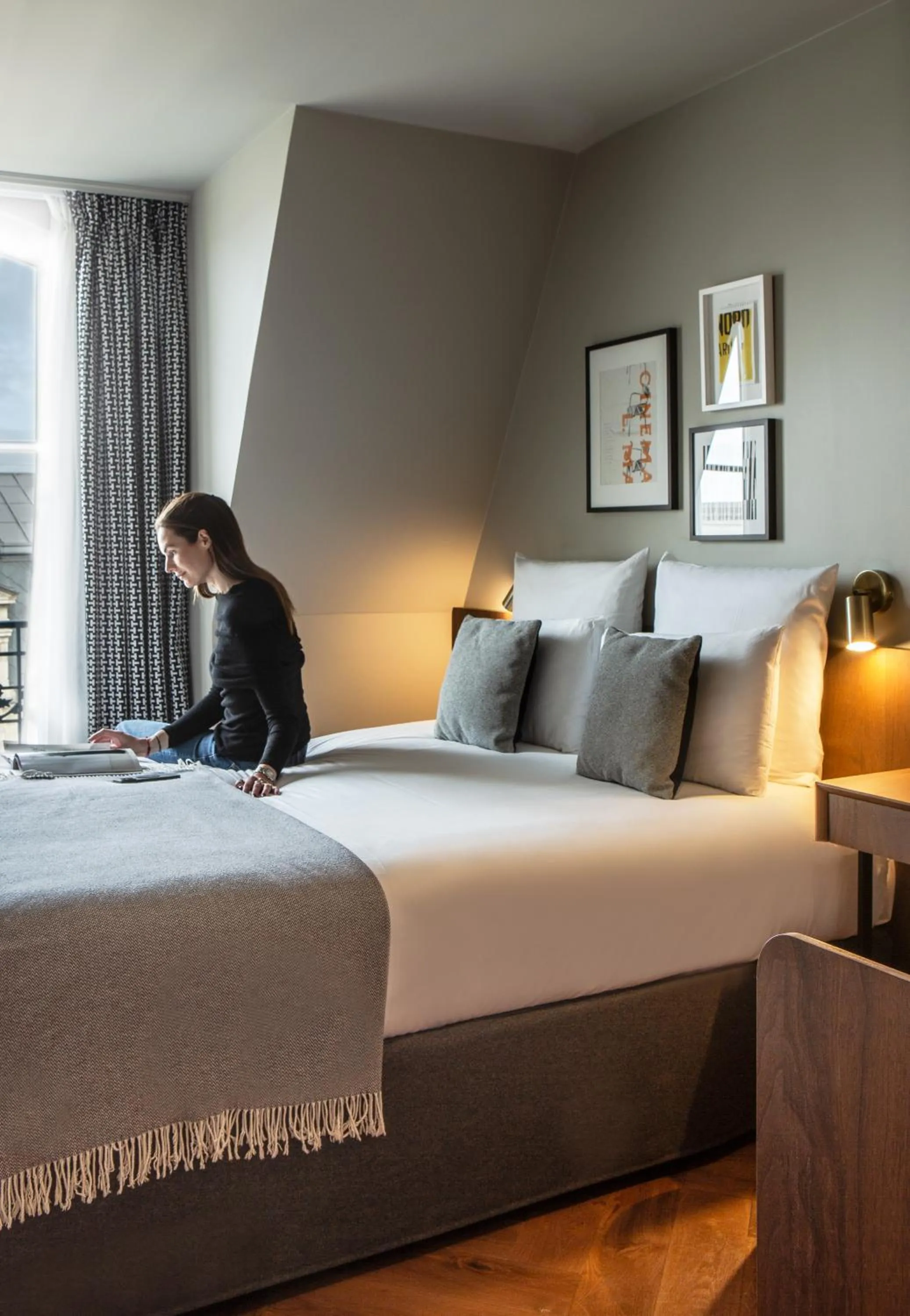 Bed in Hotel Flanelles Paris