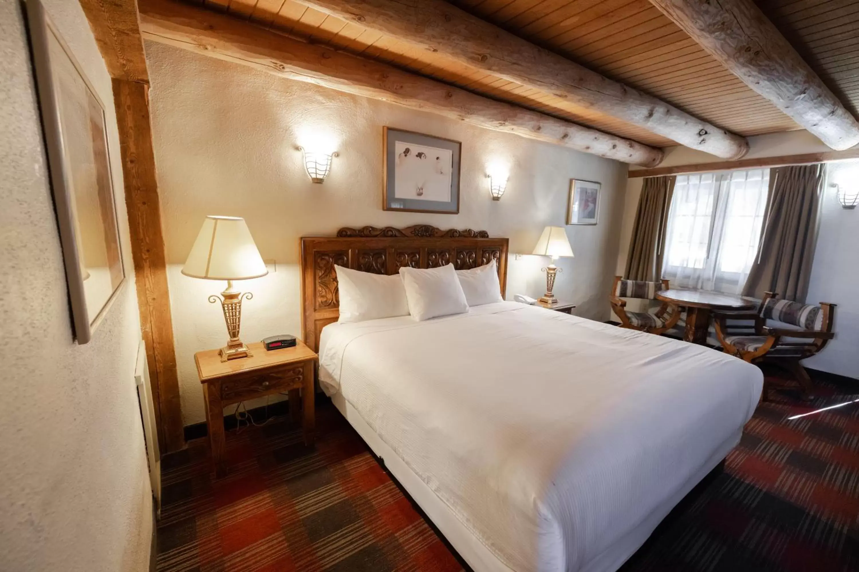 King Room in Sagebrush Inn & Suites King Room in Sagebrush Inn & Suites