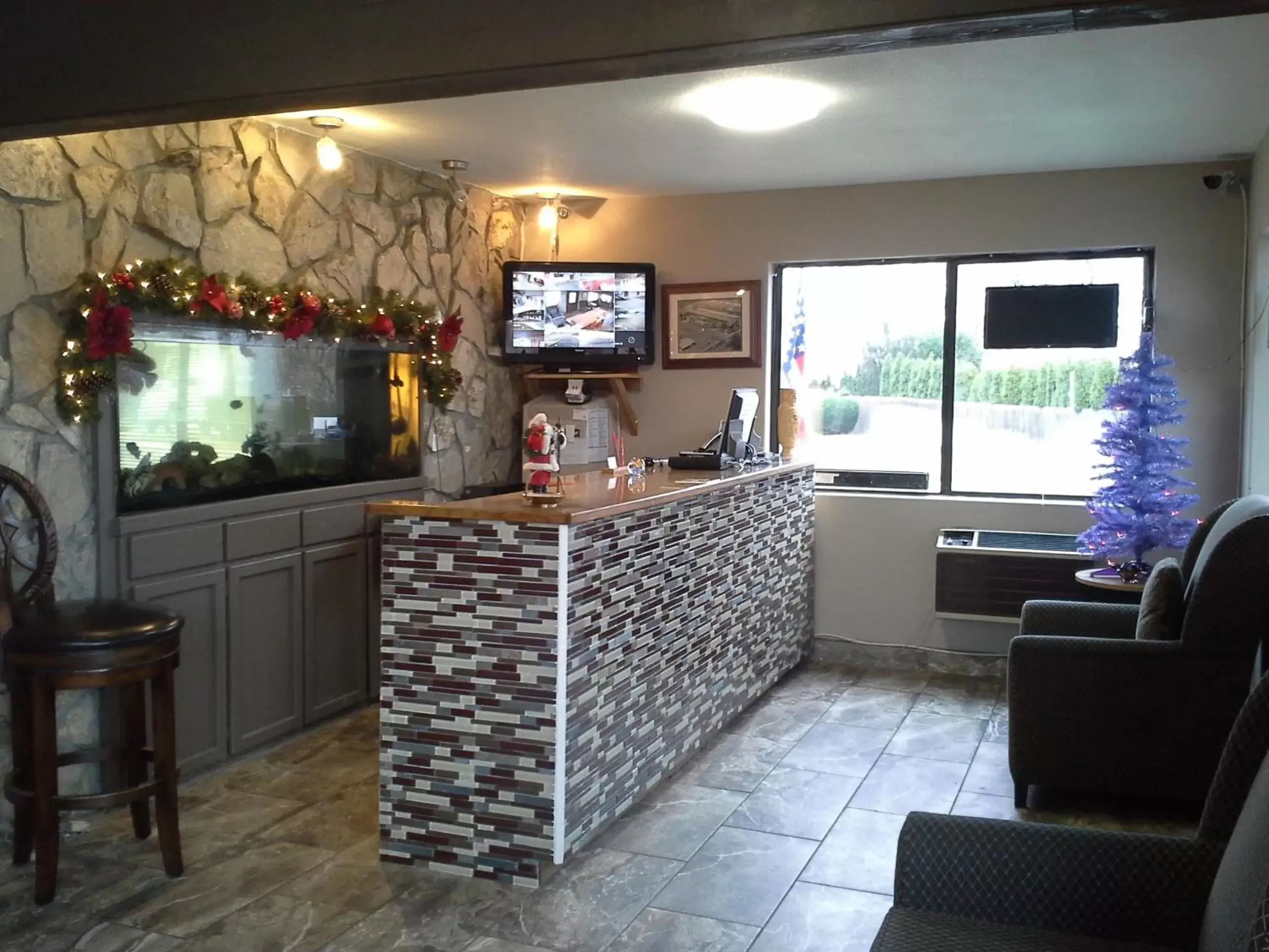 Richland Inn and Suites Richland Inn and Suites