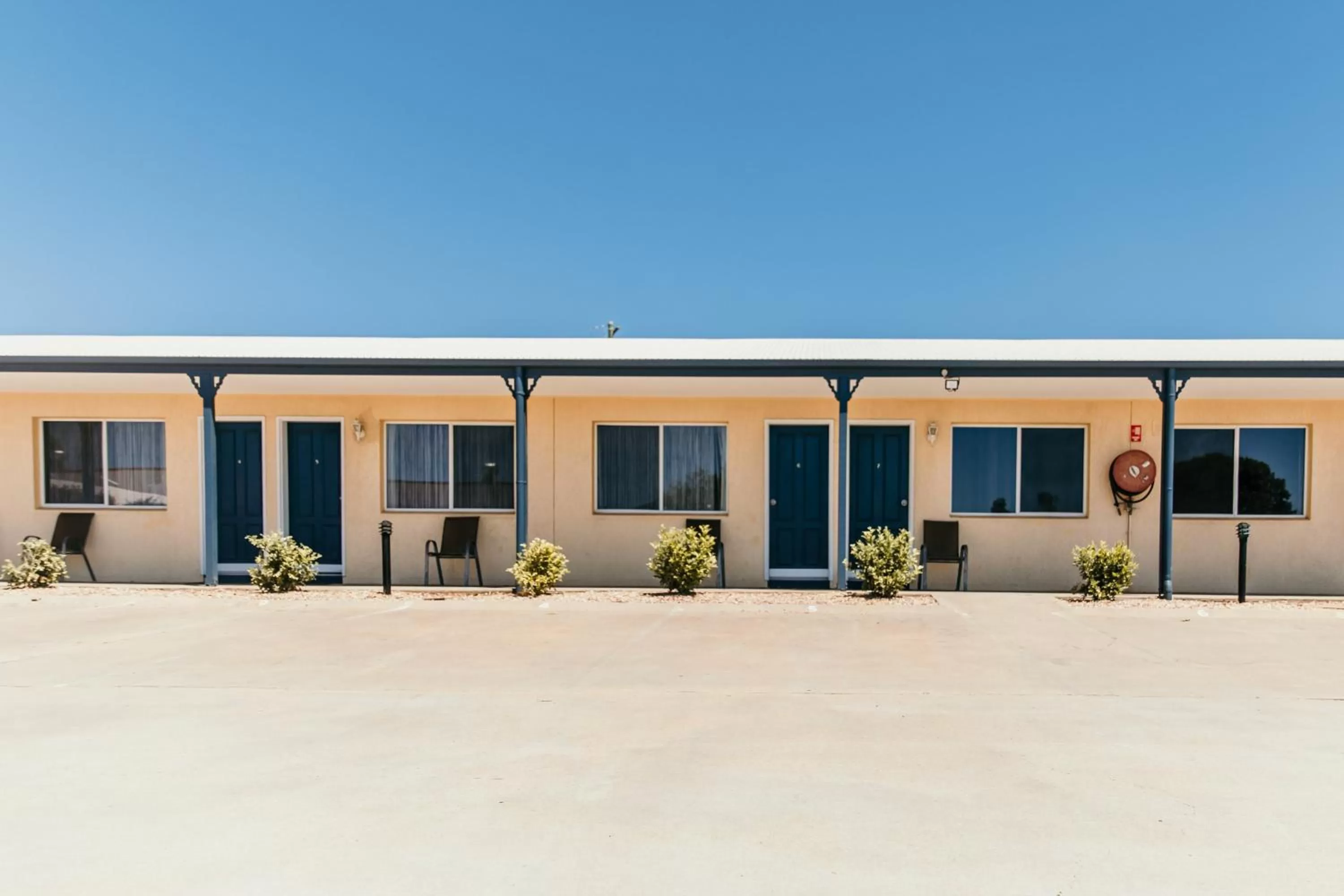 Property building in Outback Motel Mt Isa