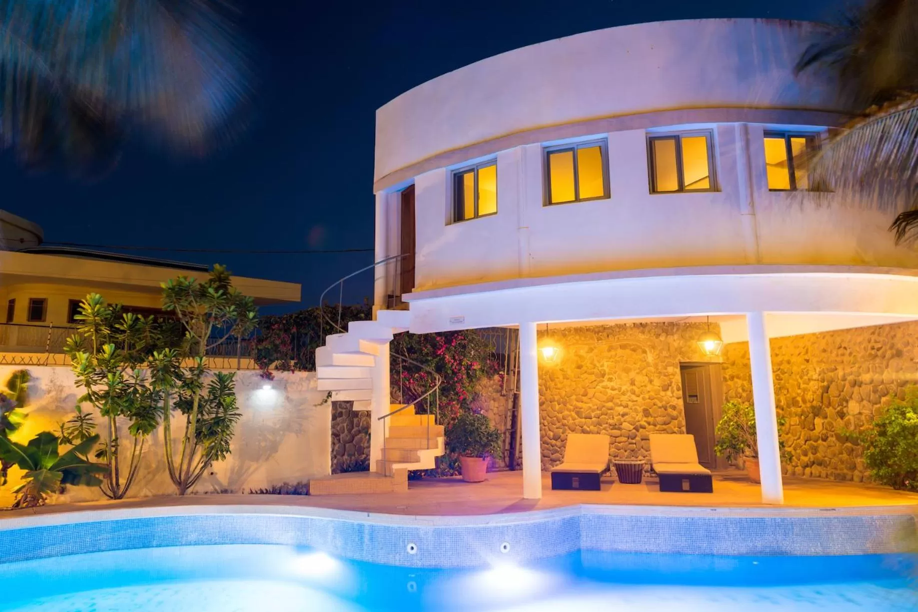 Swimming pool in La Résidence