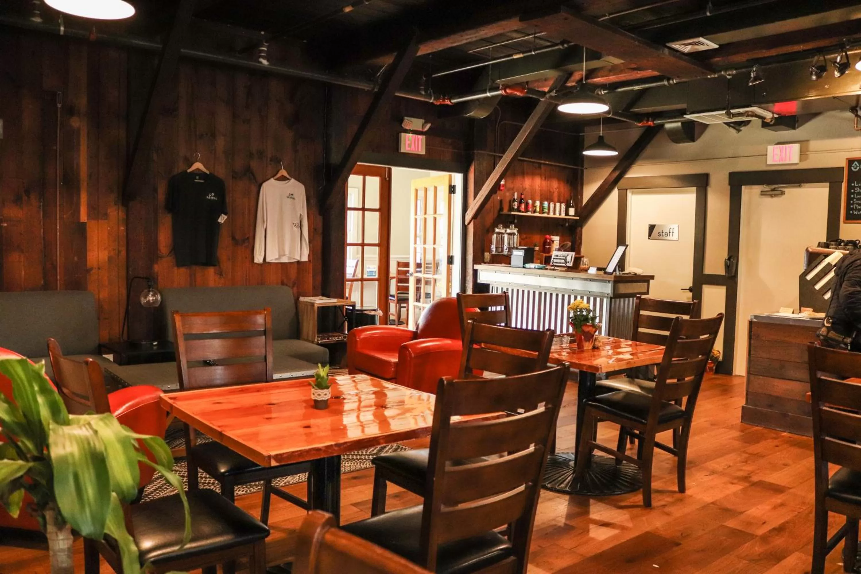 Restaurant/places to eat in Old Mill Inn