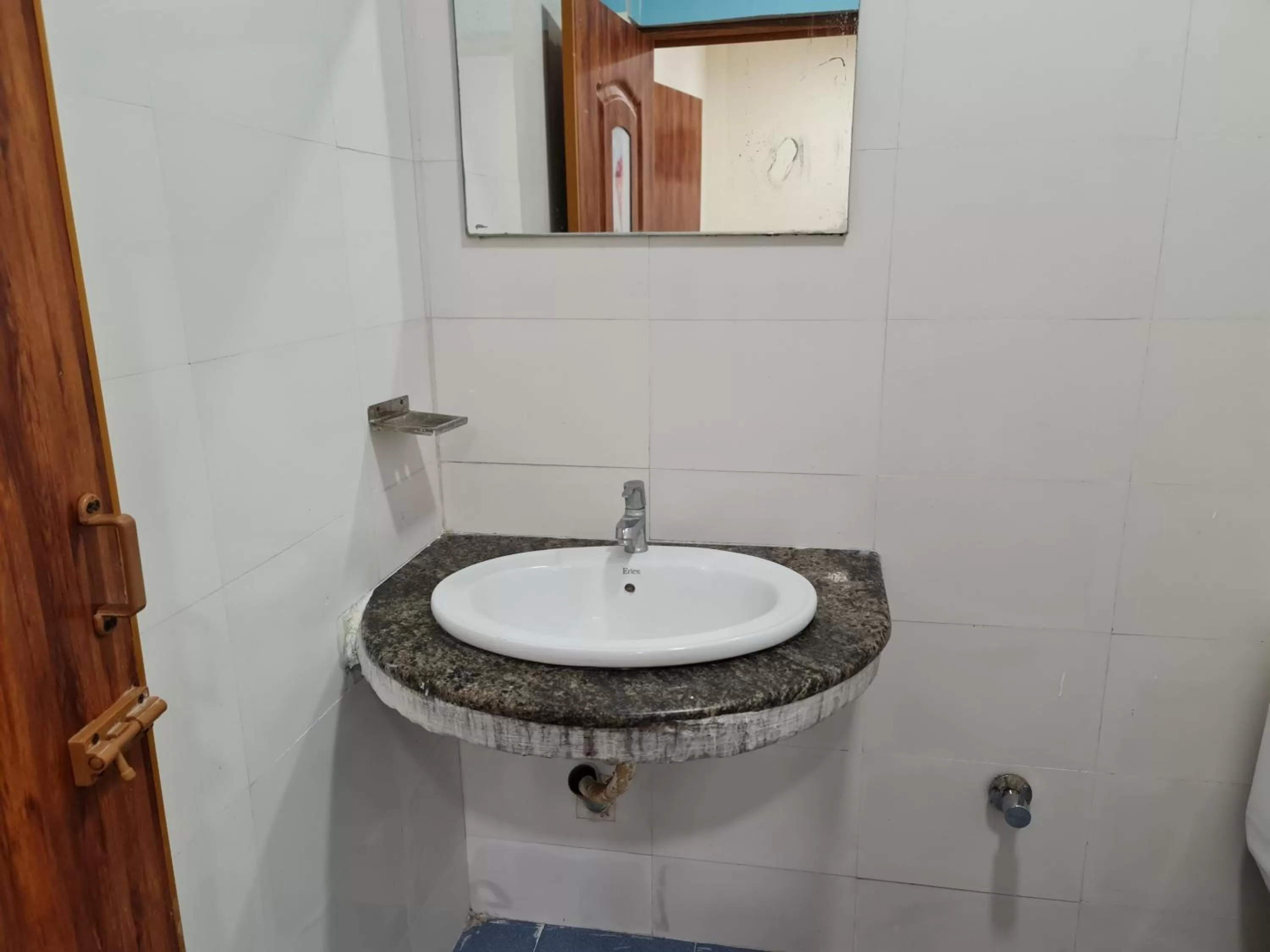 Bathroom in Vijay Shree Inn