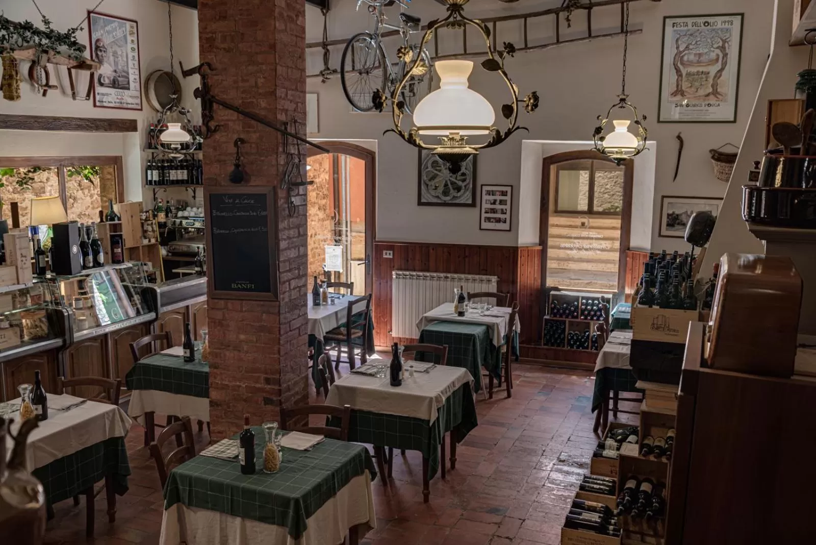 Restaurant/Places to Eat in TORRE GIARDINO SEGRETO B&B- Borgo Capitano Collection - Albergo diffuso