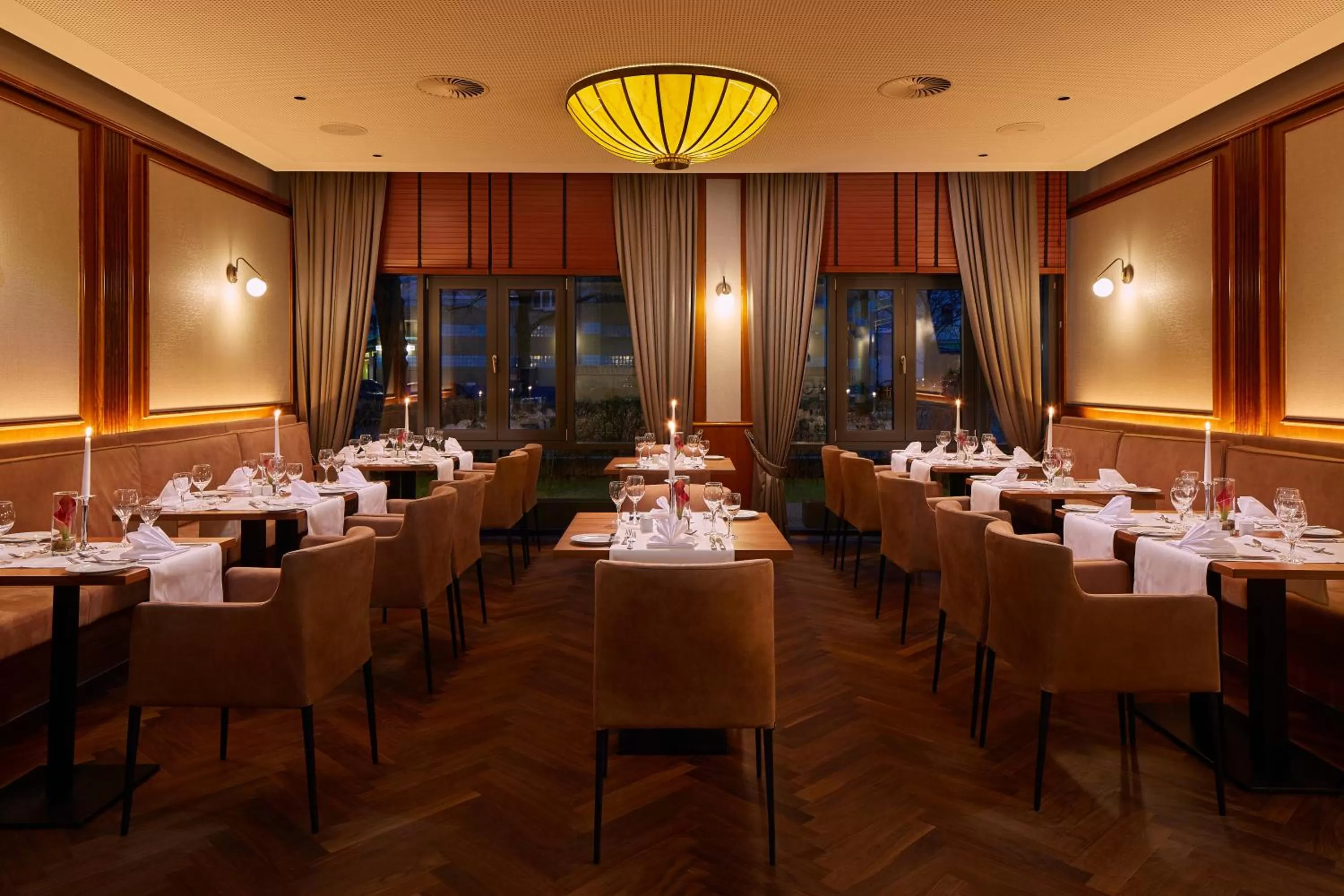 Restaurant/places to eat in HYPERION Hotel Berlin