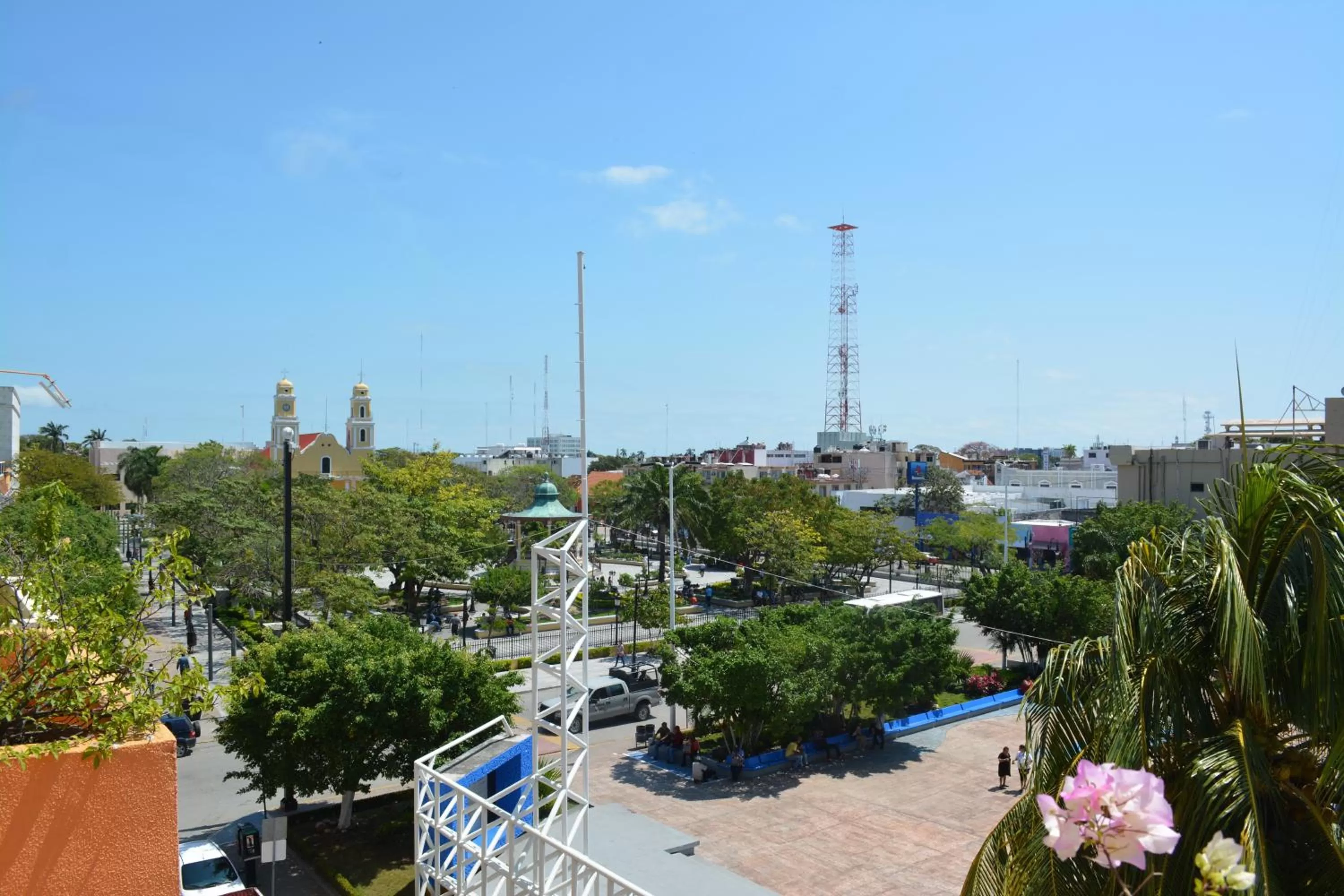 Nearby landmark in Hotel del Parque