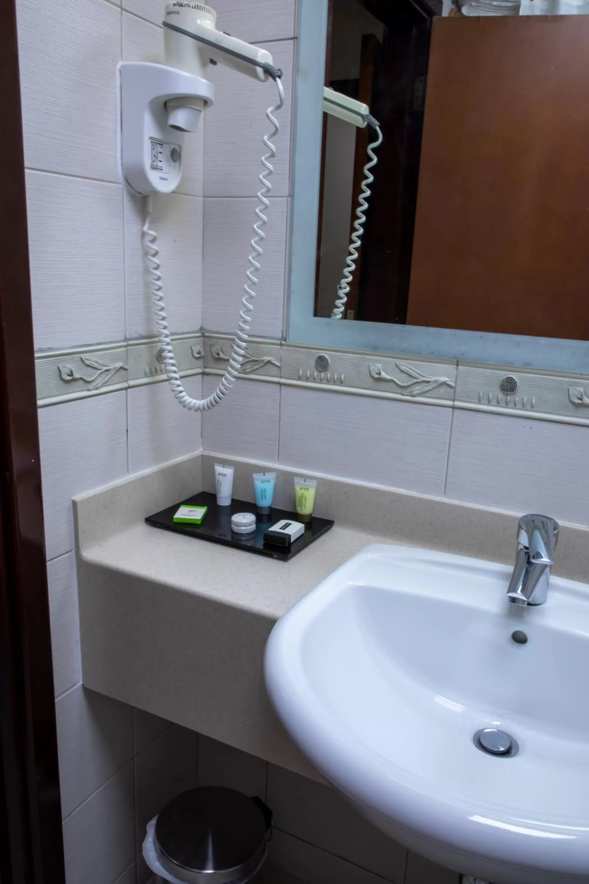 Bathroom in Wescott Plaza Hotel Apartments LLC Formerly West Zone Plaza Hotel Apts