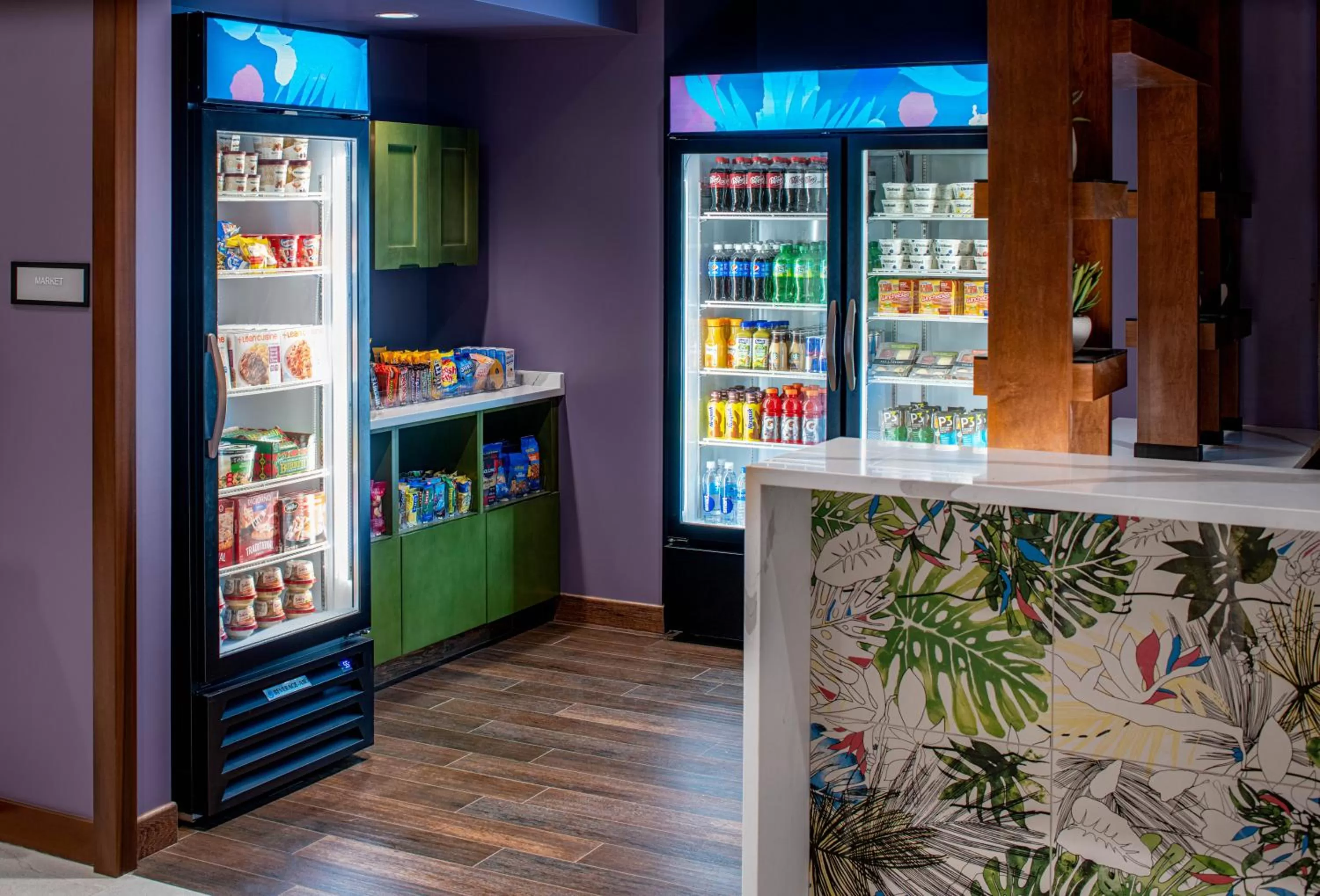 On-site shops in Hyatt Place Tampa Downtown