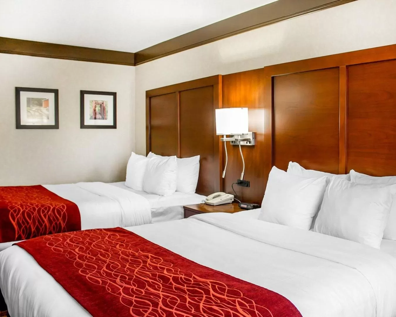 Queen Room with Two Queen Beds - Non-Smoking in Comfort Inn Mount Vernon Downtown