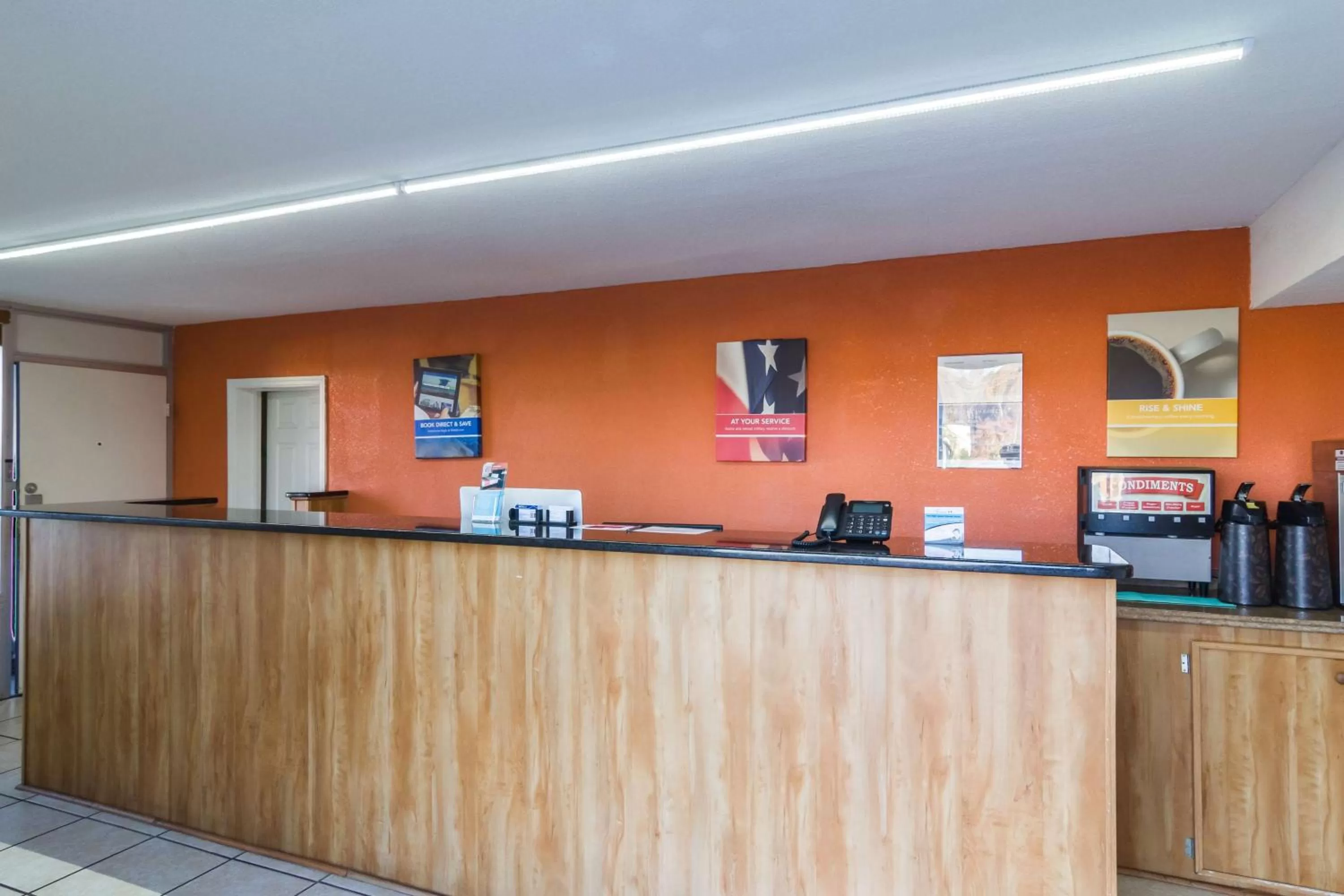 Lobby or reception in Motel 6-Townsend, GA