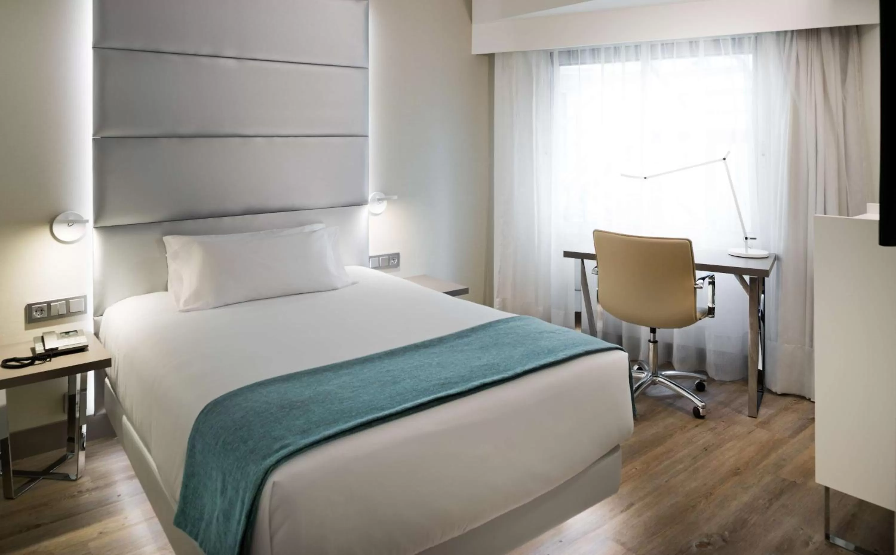 Superior Double or Twin Room in NH Madrid Zurbano