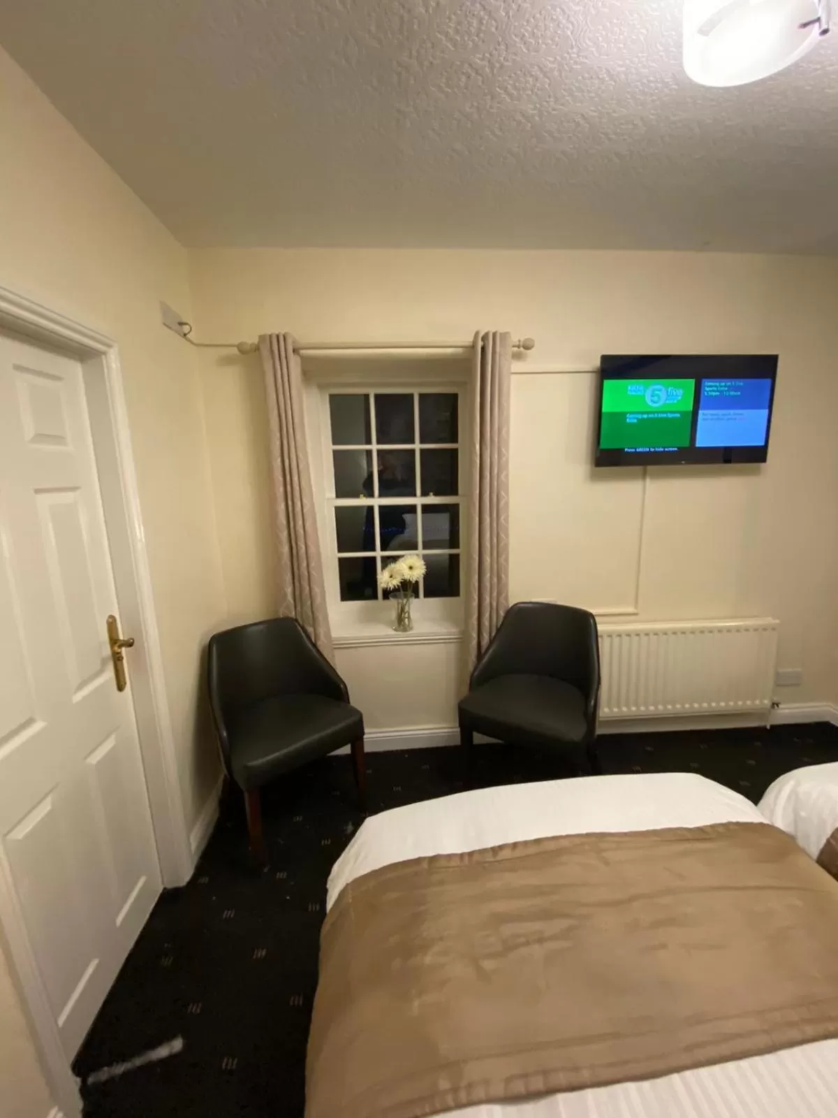 Bedroom, Bed in The Redwell Inn
