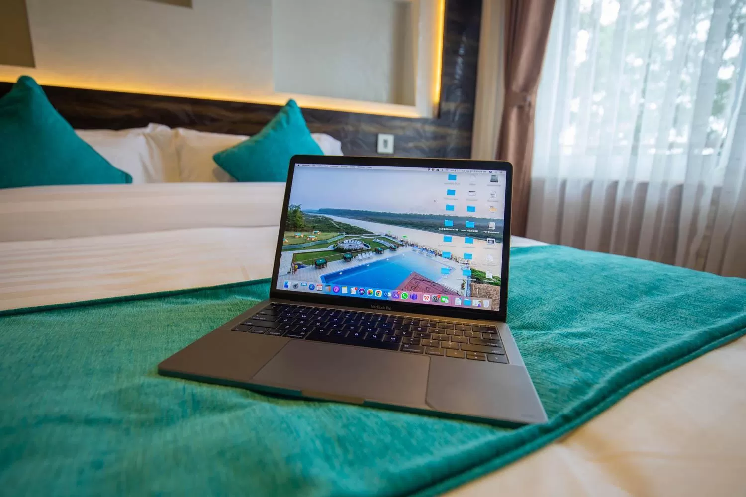 Bed in Hotel Himalayan Glacier