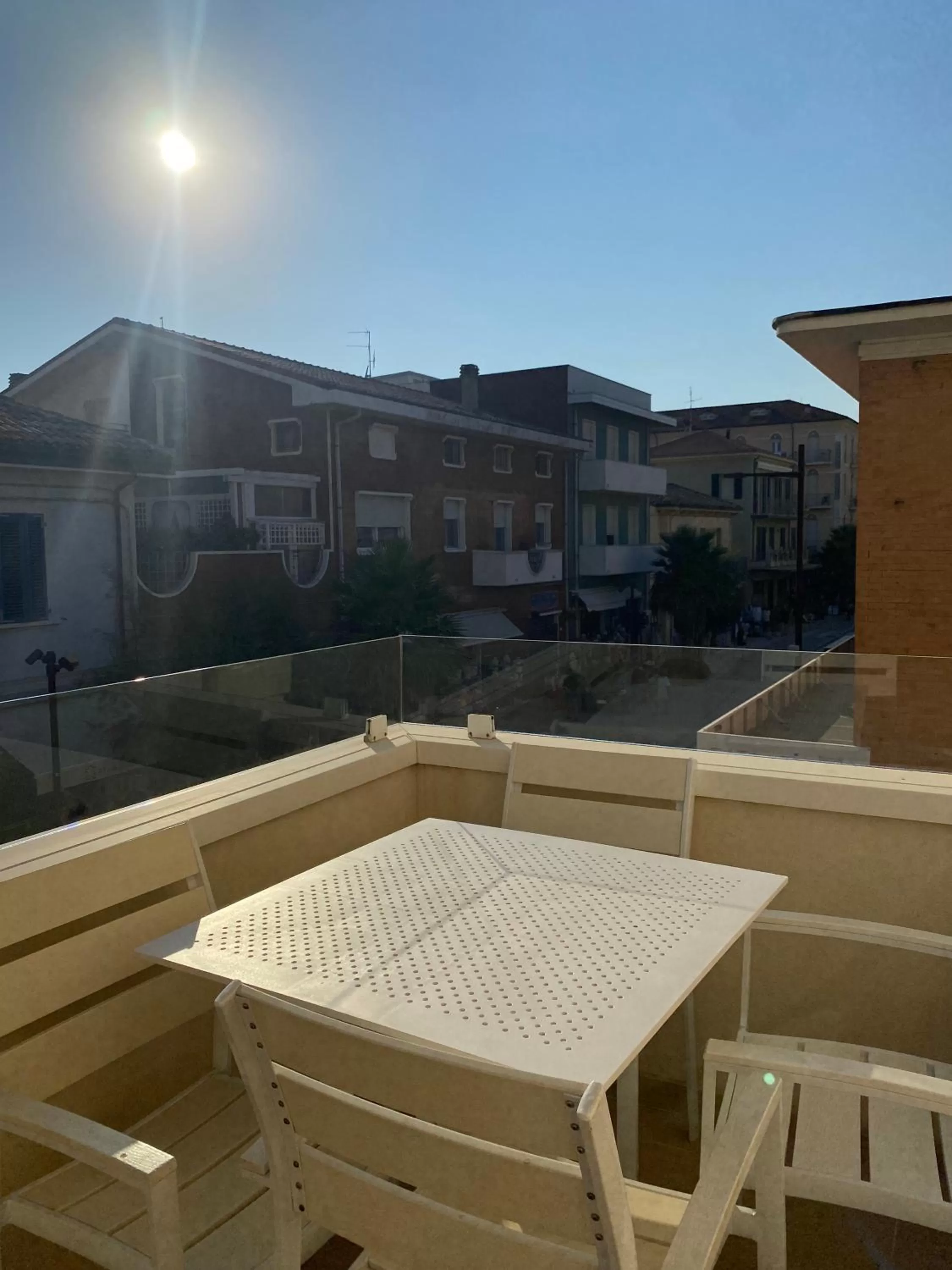 Balcony/Terrace in Marina Beach Suite Hotel