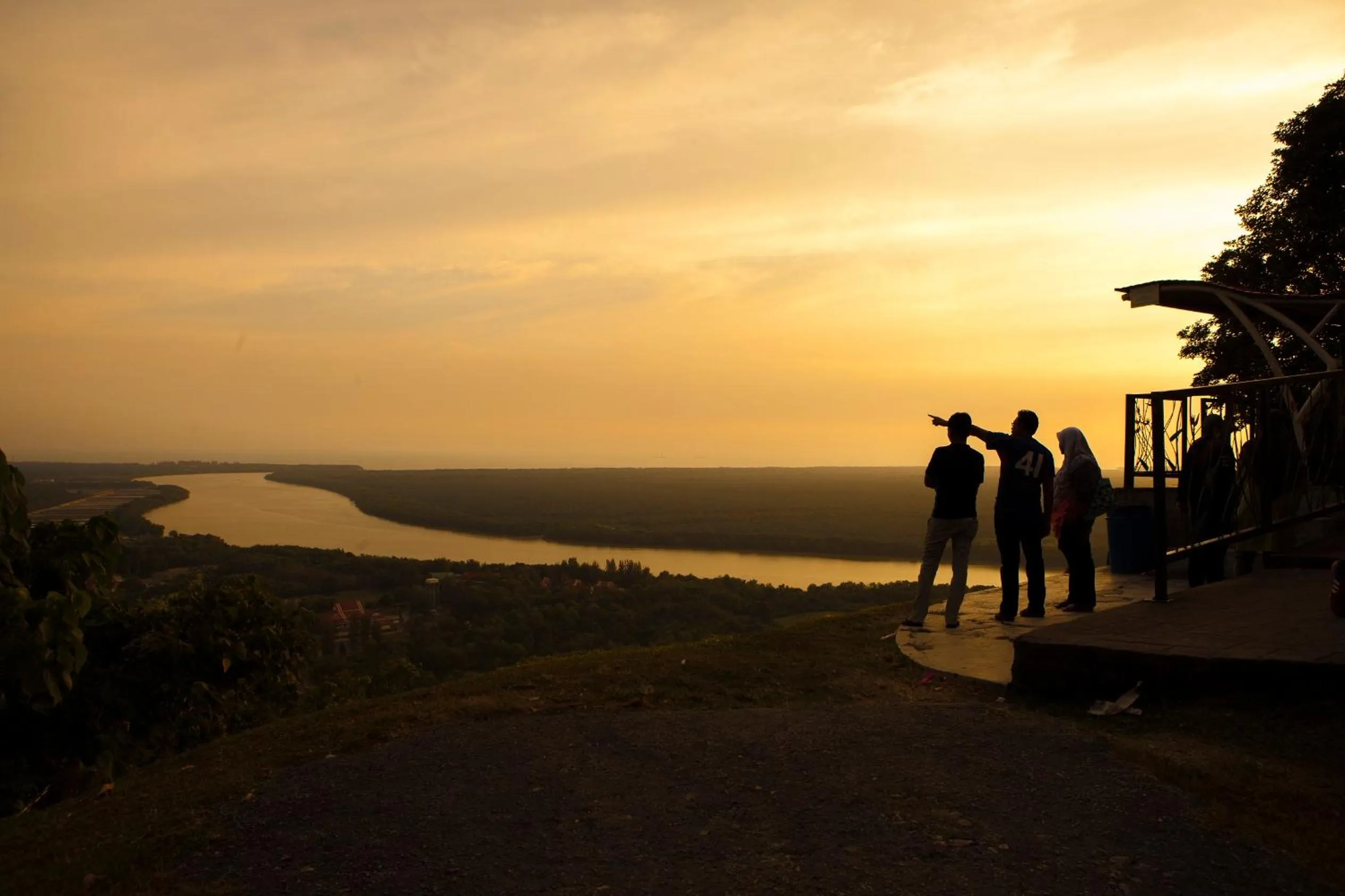 Off site in Villea Morib