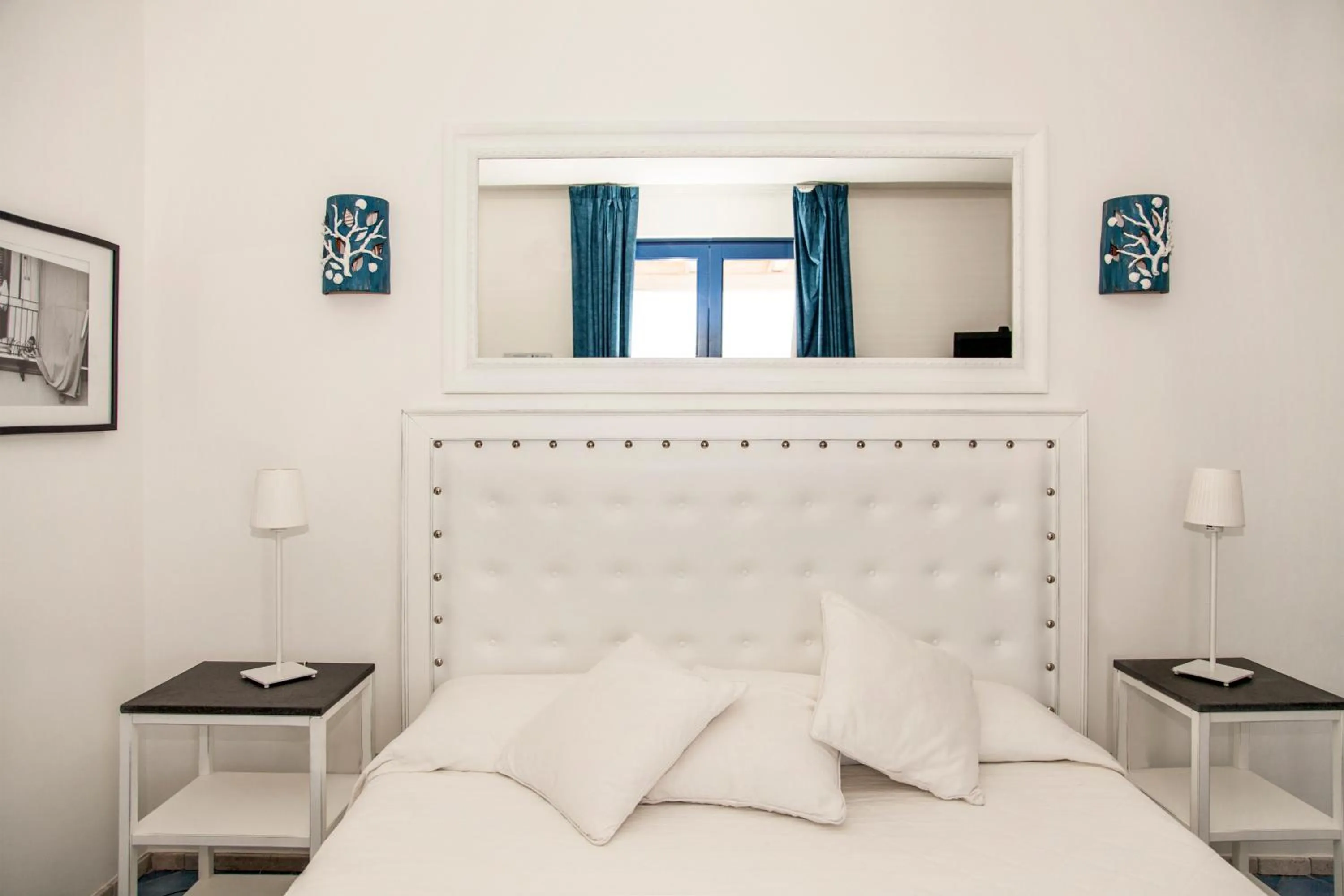 Bed in Hotel Cutimare - Aeolian Charme