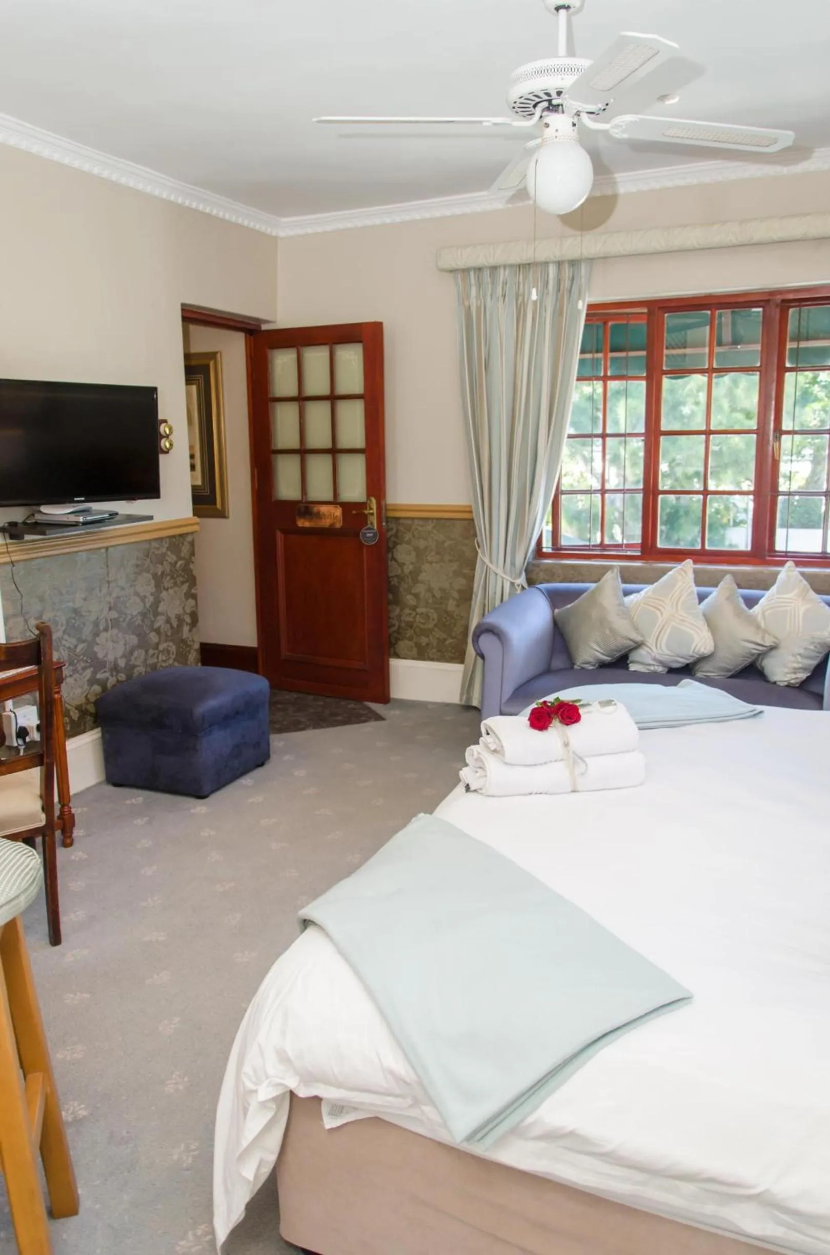 Bedroom, Bed in Brighton Lodge - #Solar Energy #No Loadshedding