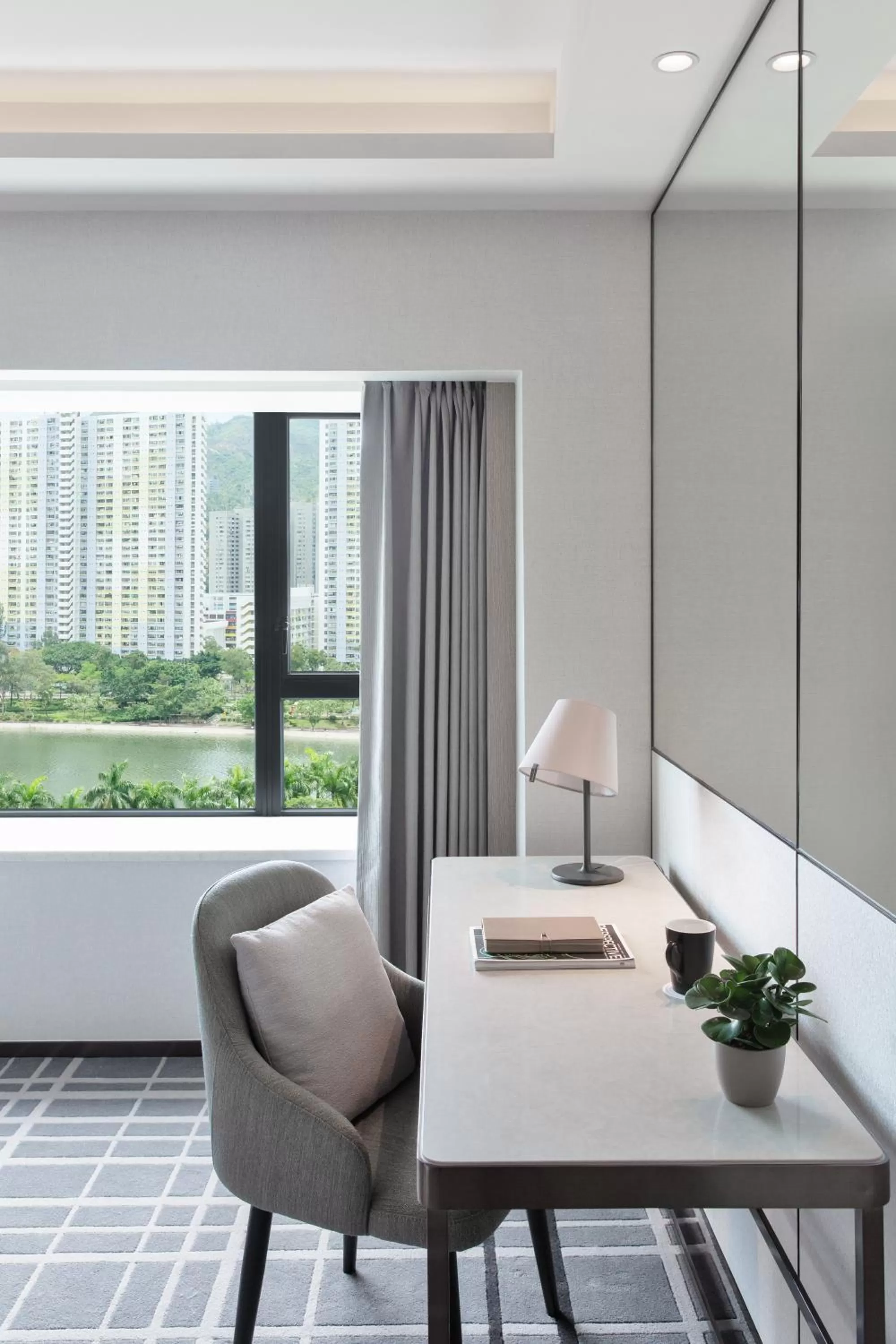 Seating area in Royal Park Hotel