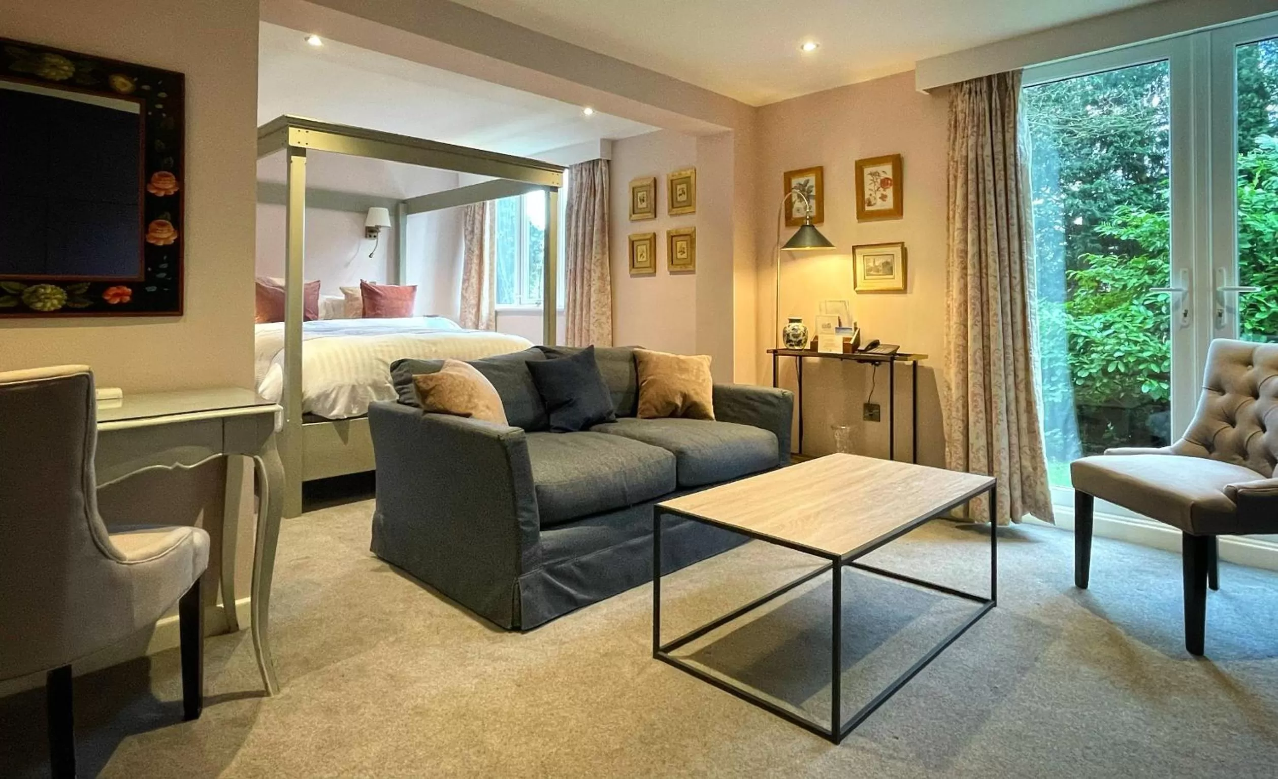 Bedroom in Holdsworth House Hotel