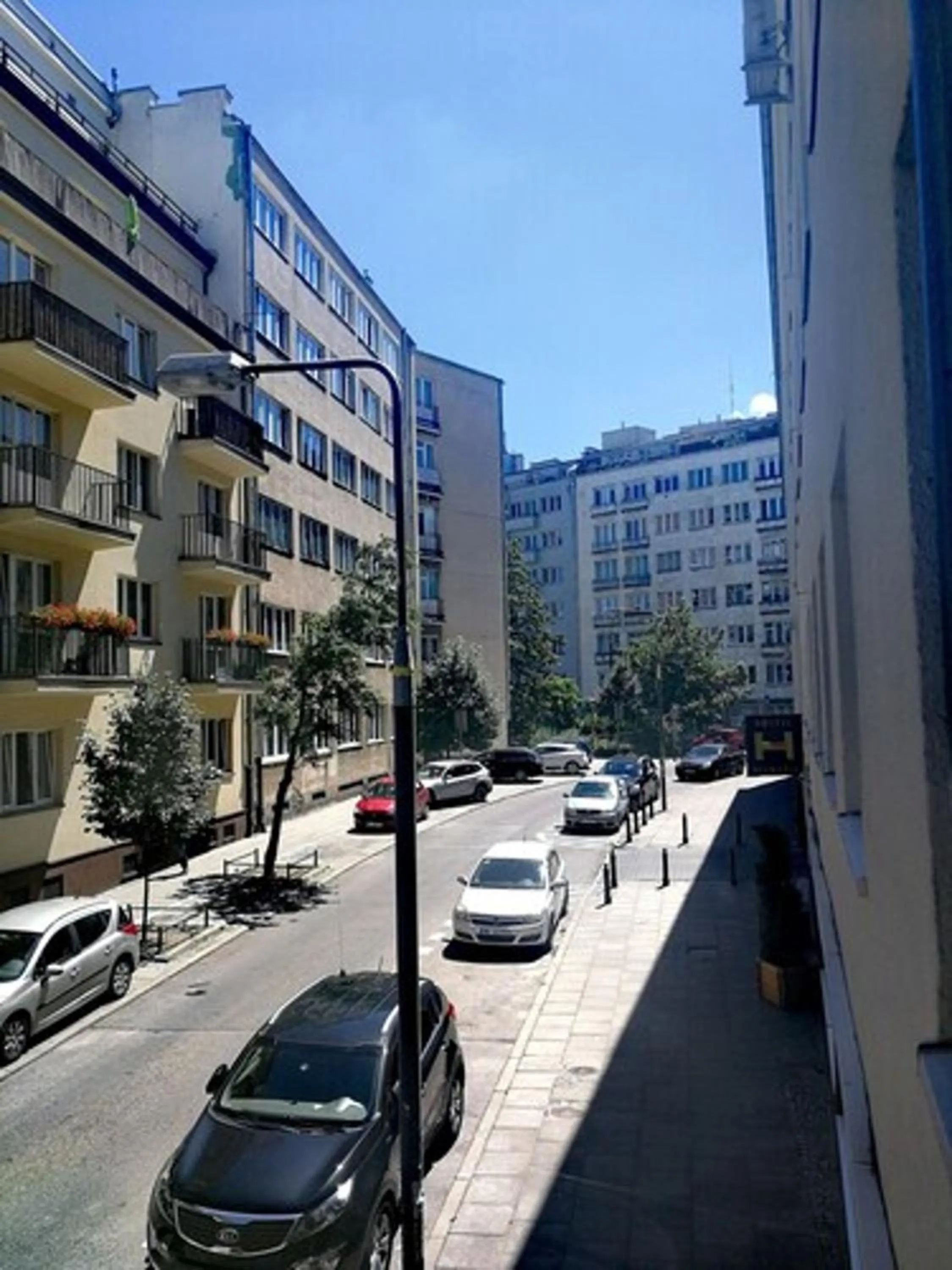 Property building in Hostel Helvetia Rooms Warsaw CITY CENTER and OLD TOWN