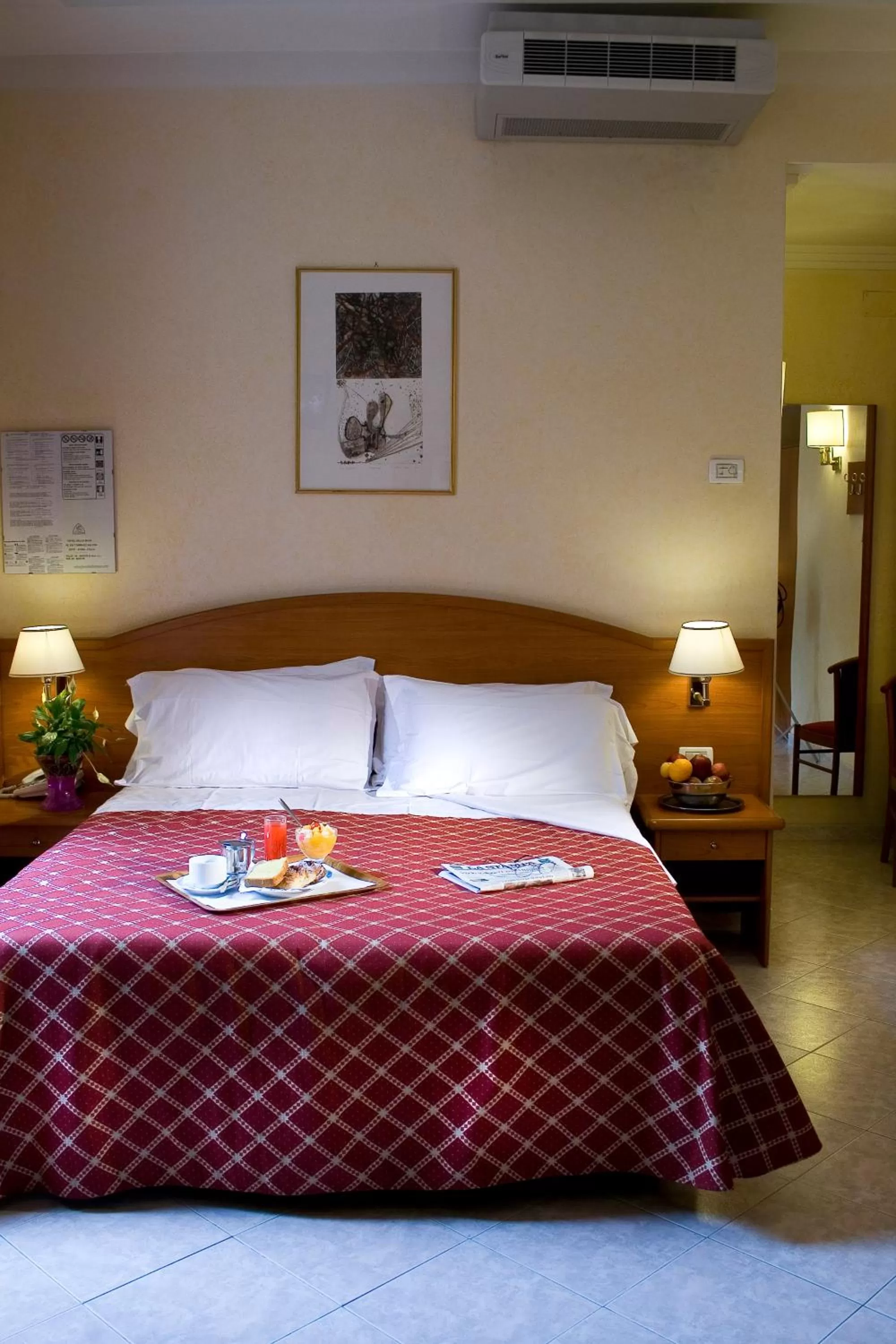 Photo of the whole room, Bed in Hotel Delle Muse