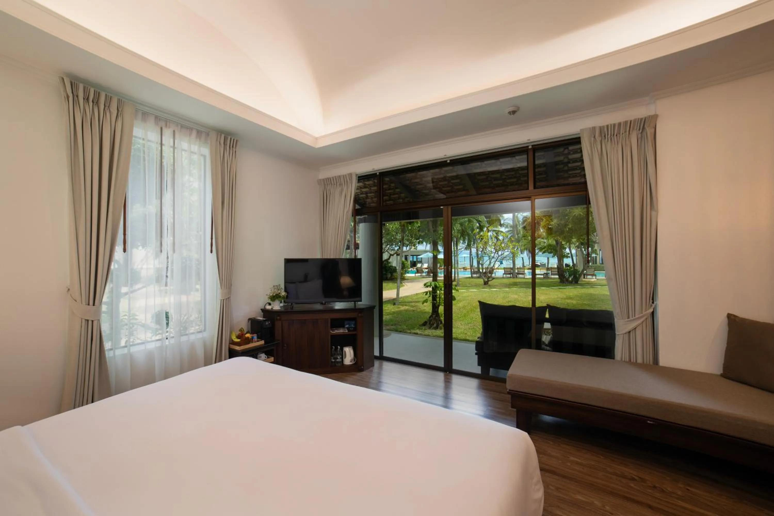 Bedroom, Bed in Celes Samui