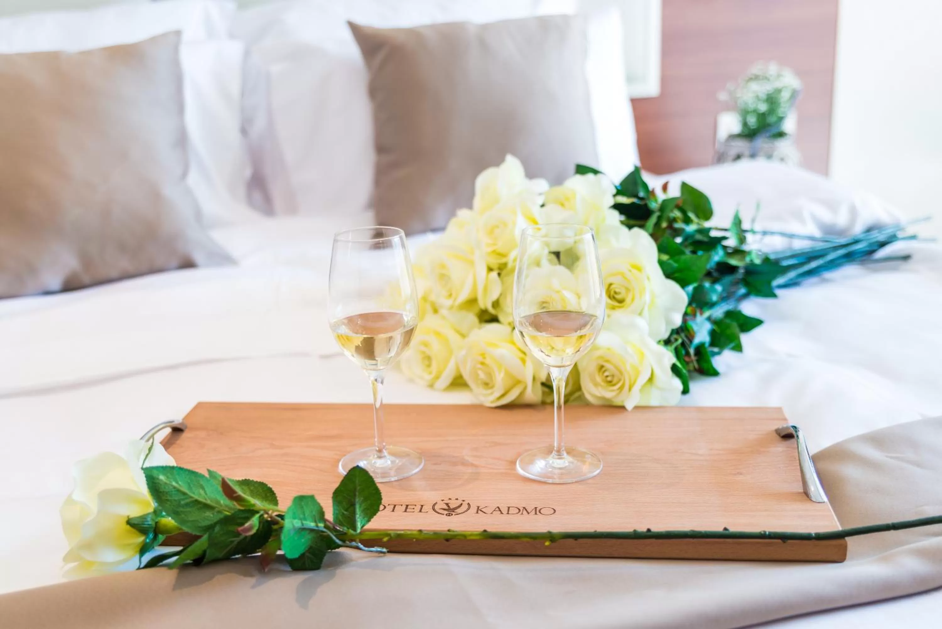 Coffee/tea facilities, Bed in Hotel Kadmo by Aycon