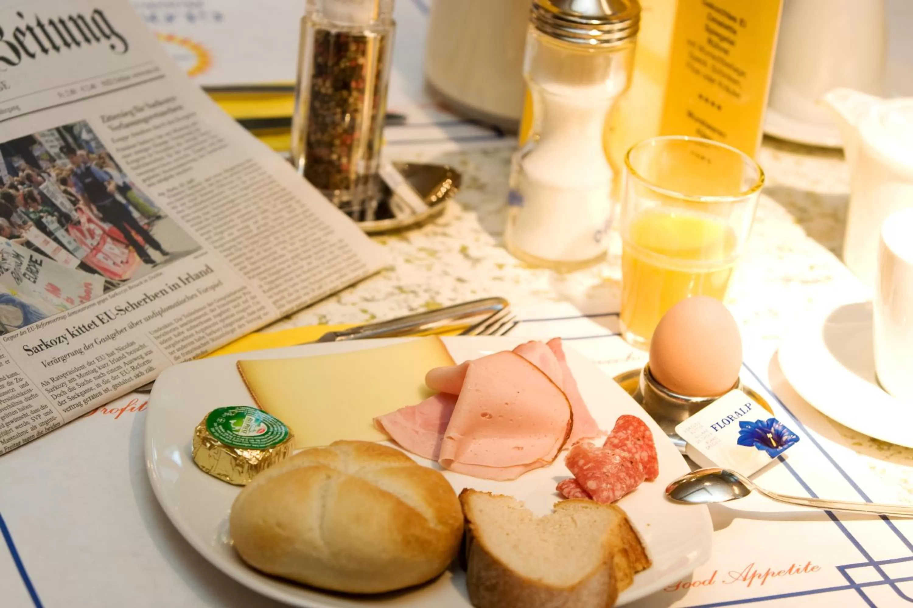 Breakfast in Hotel Conti Dietikon