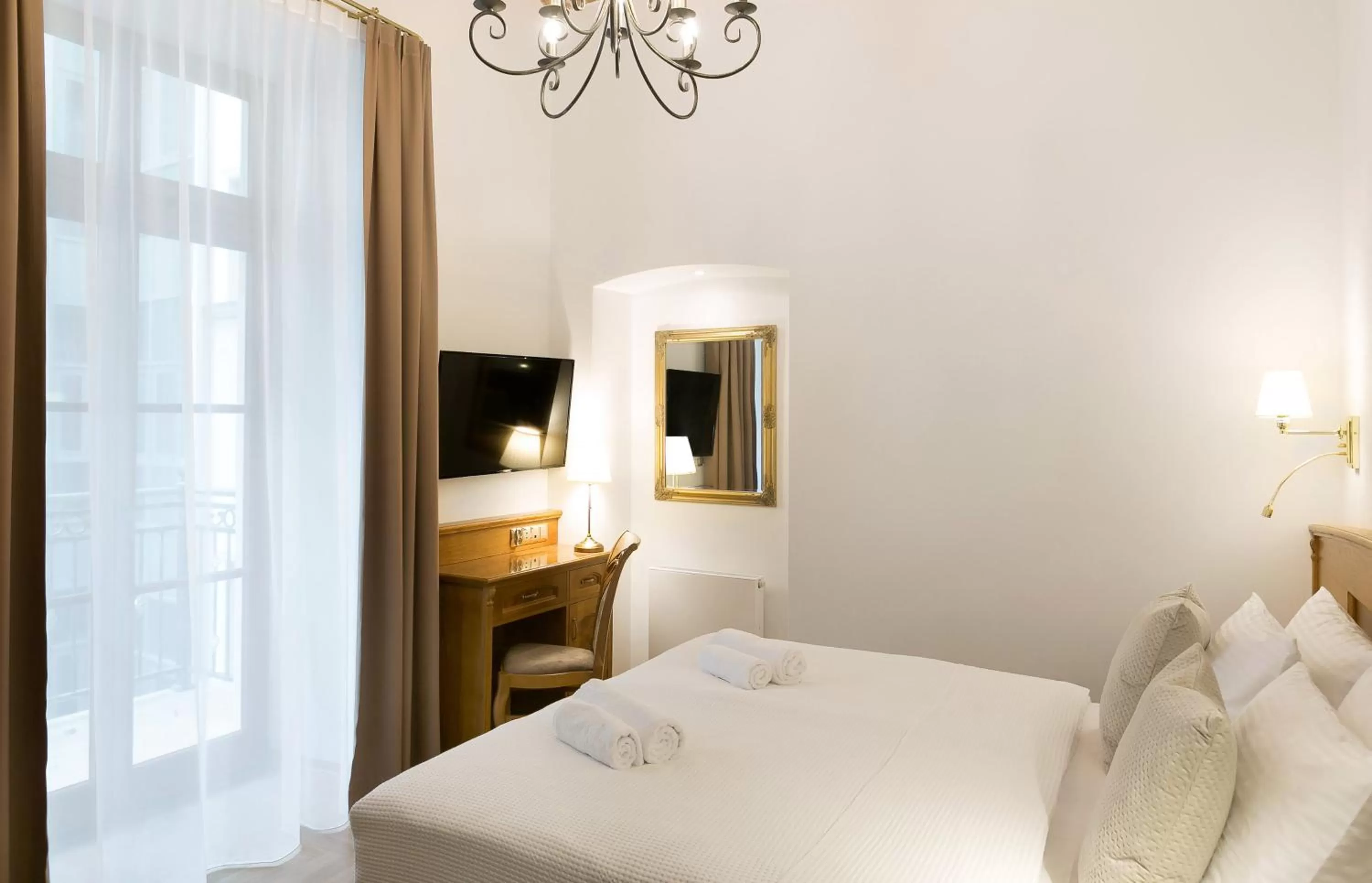 Bed in Ventus Rosa Boutique Aparthotel